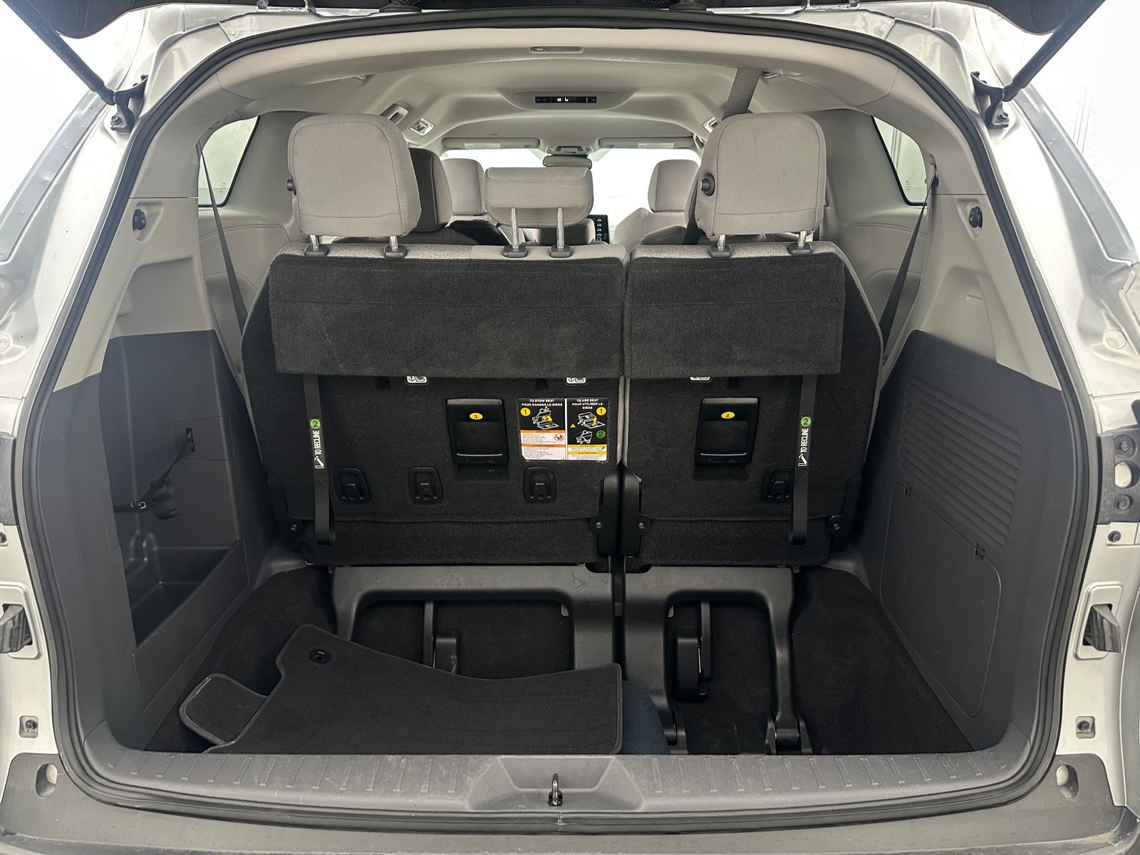 Thumbnail: 2022 Toyota Sienna - 7