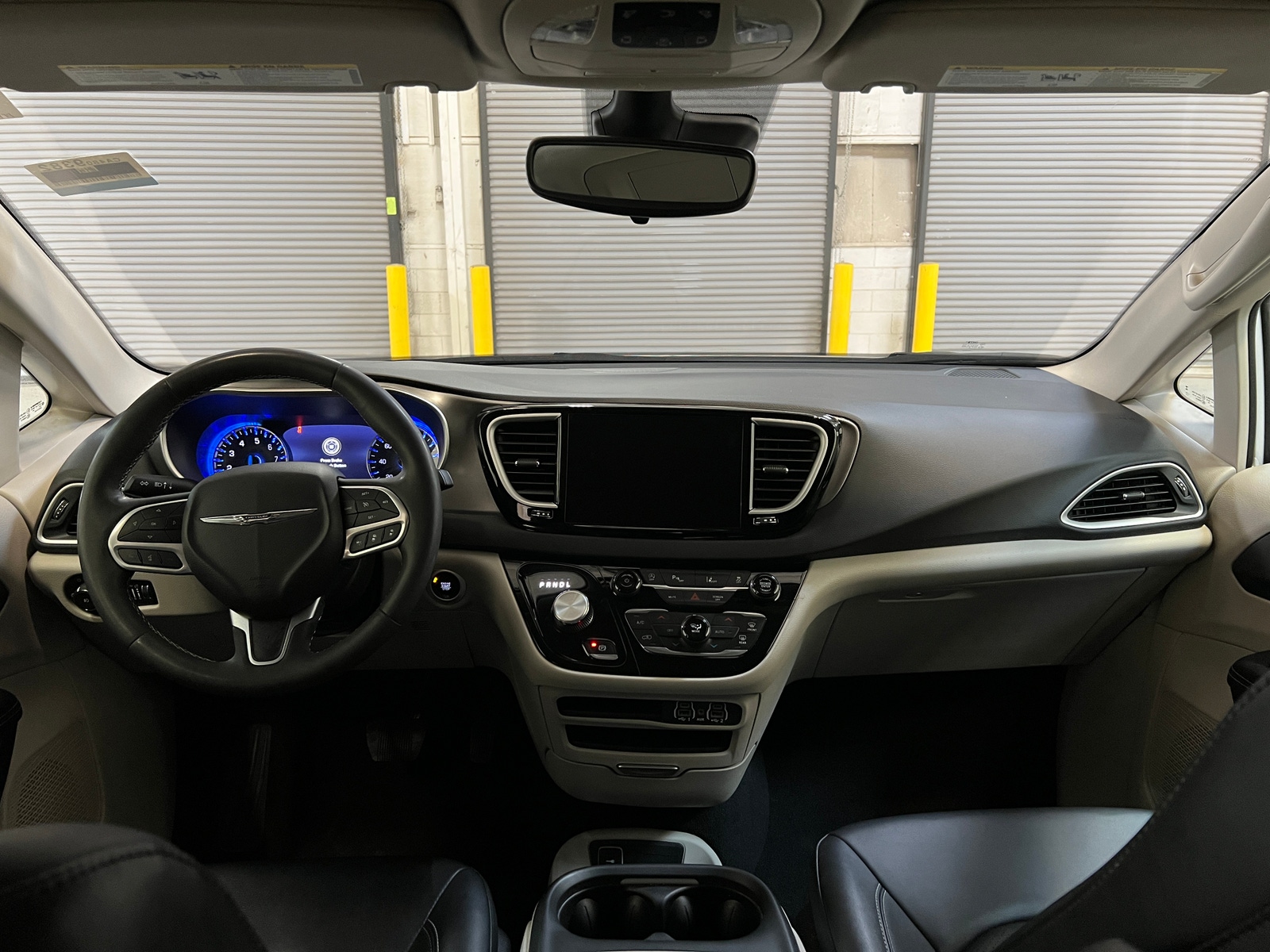 Thumbnail: 2024 Chrysler Pacifica - 2