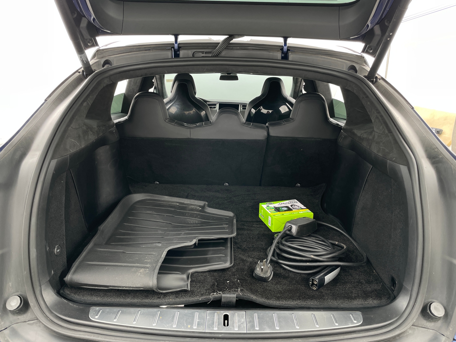 Thumbnail: 2017 Tesla Model X - 6