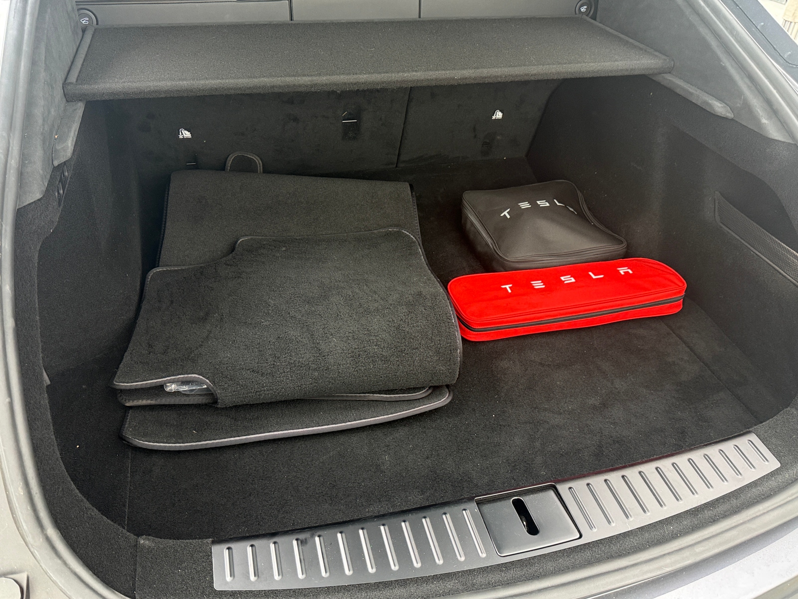 Thumbnail: 2023 Tesla Model S - 6