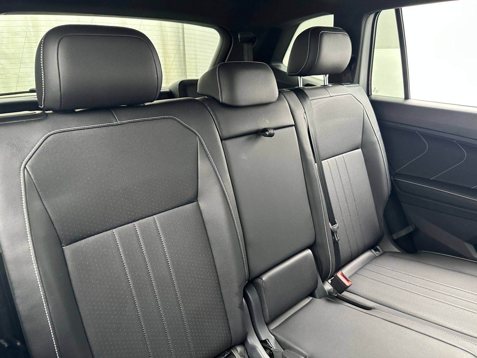 Thumbnail: 2024 Volkswagen Tiguan - 6