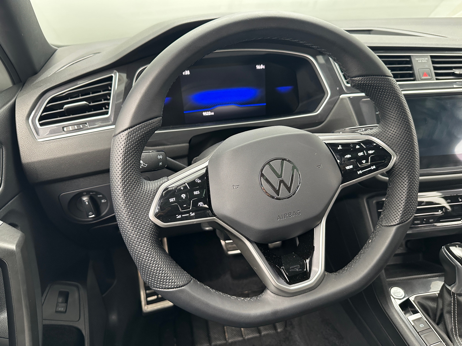 Thumbnail: 2024 Volkswagen Tiguan - 5