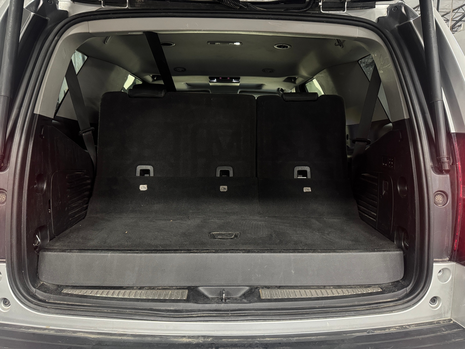 Thumbnail: 2020 Chevrolet Tahoe - 6