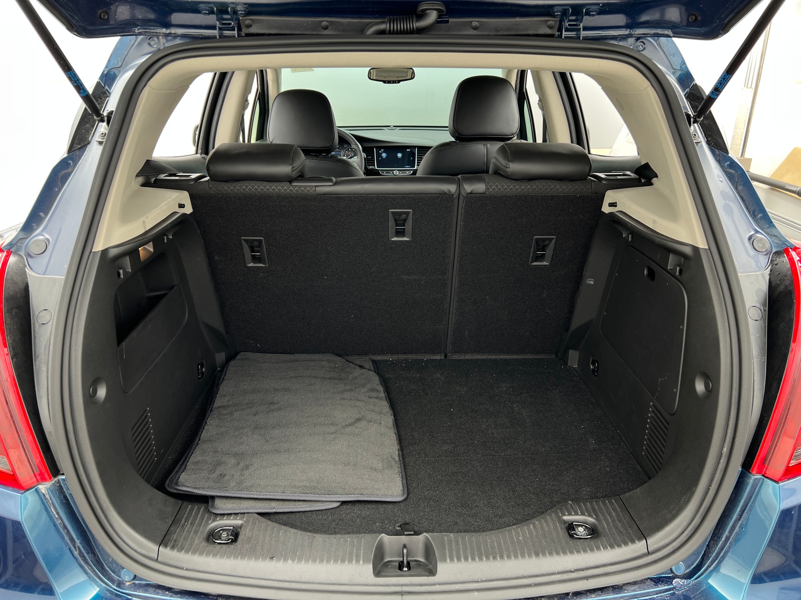 Thumbnail: 2020 Buick Encore - 6