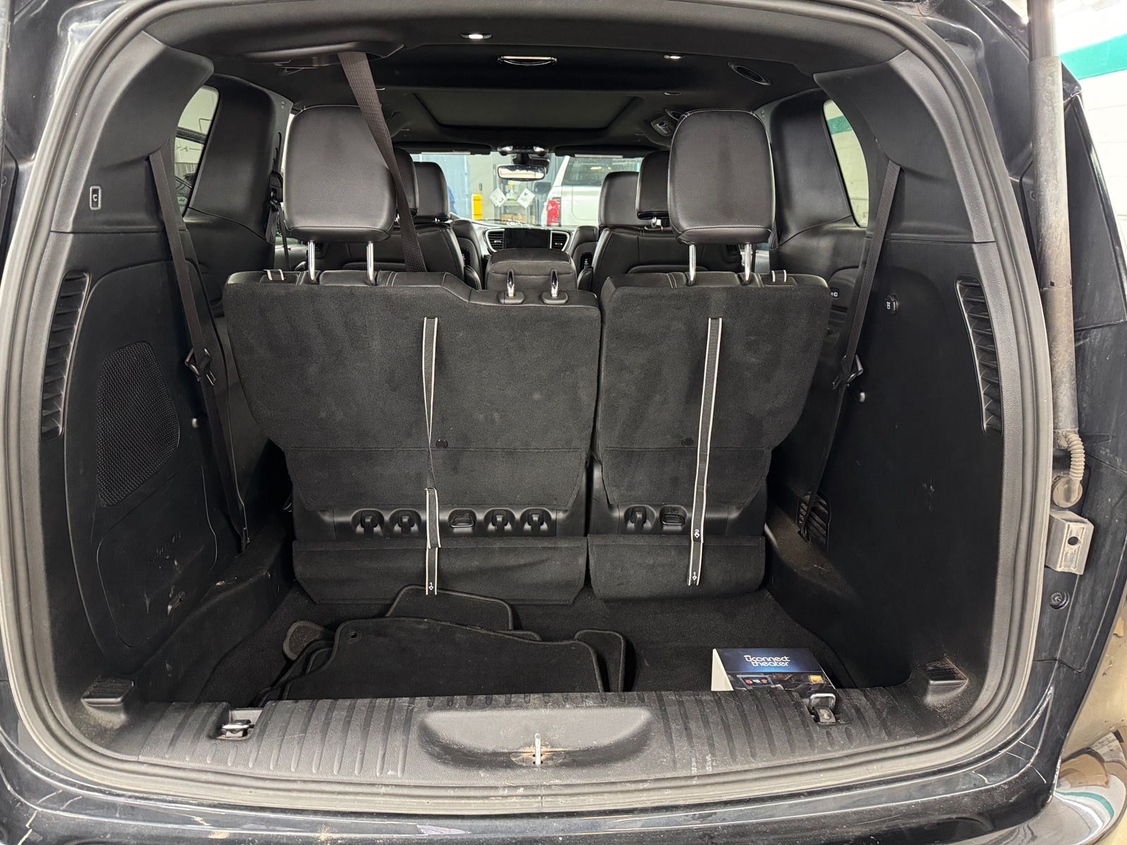 Thumbnail: 2022 Chrysler Pacifica - 6