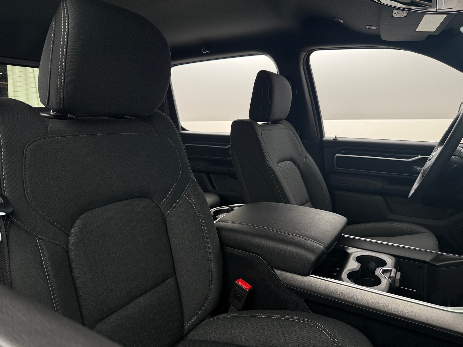 Thumbnail: 2025 RAM 1500 - 2