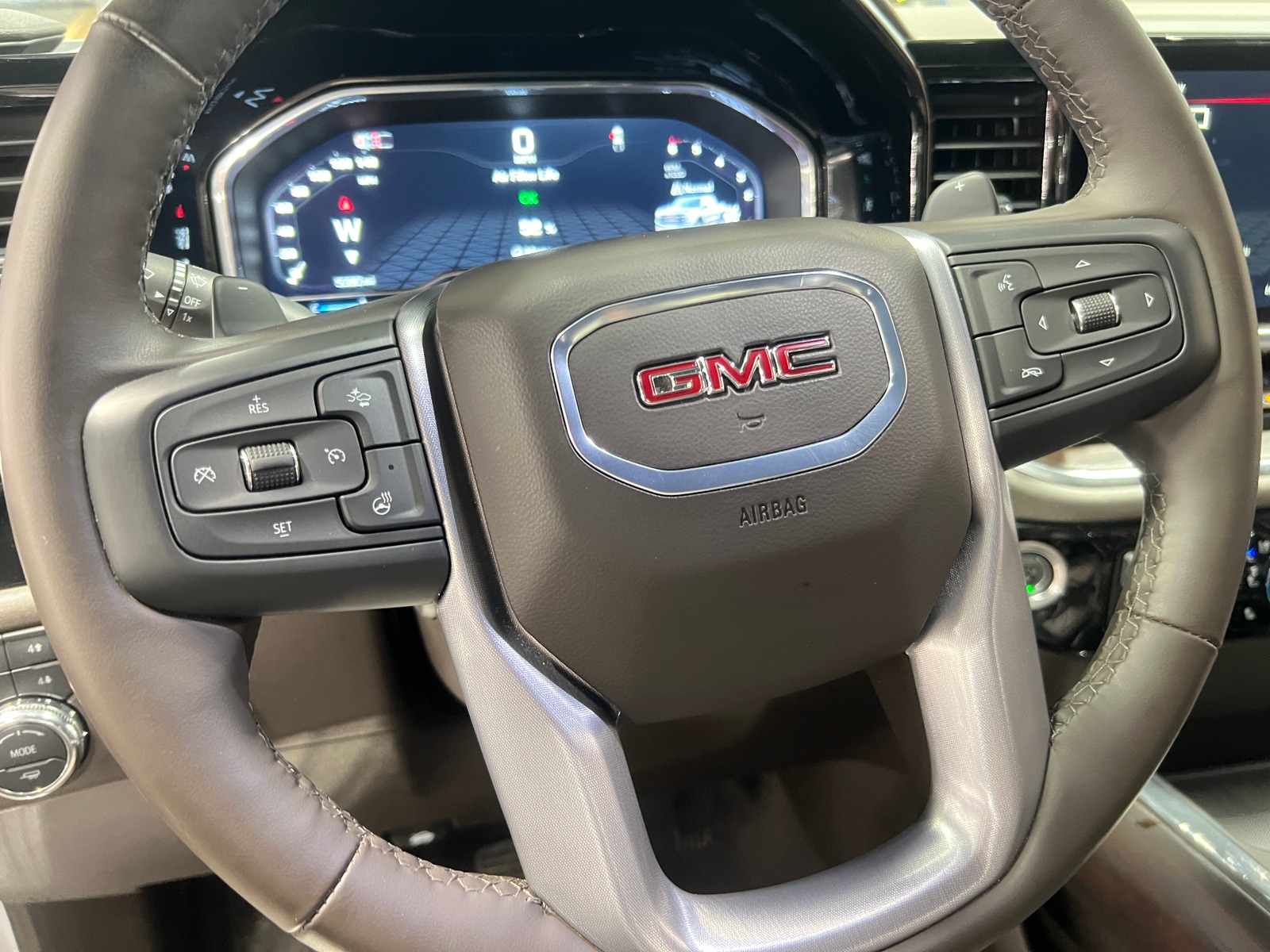 Thumbnail: 2024 GMC Sierra 1500 - 4