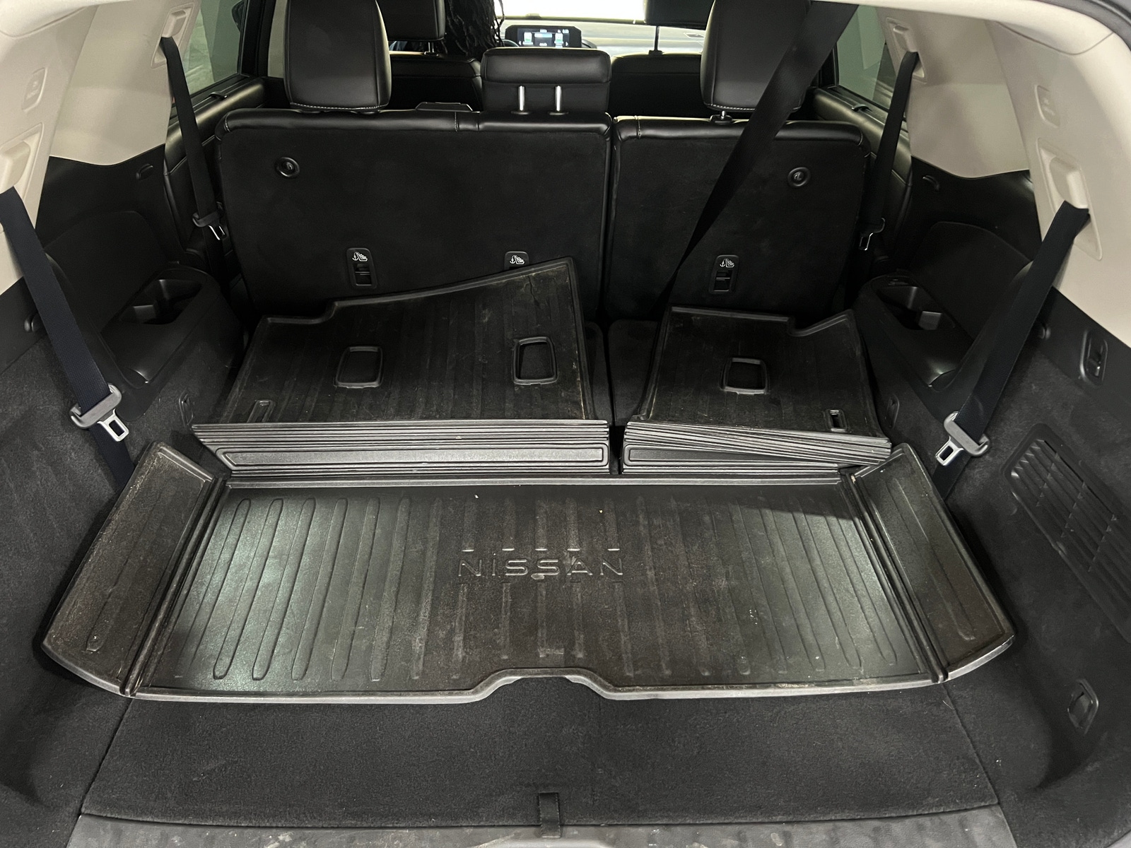 Thumbnail: 2023 Nissan Pathfinder - 6