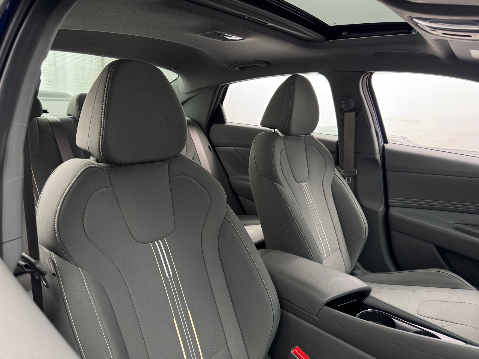 Thumbnail: 2025 Hyundai Elantra - 2