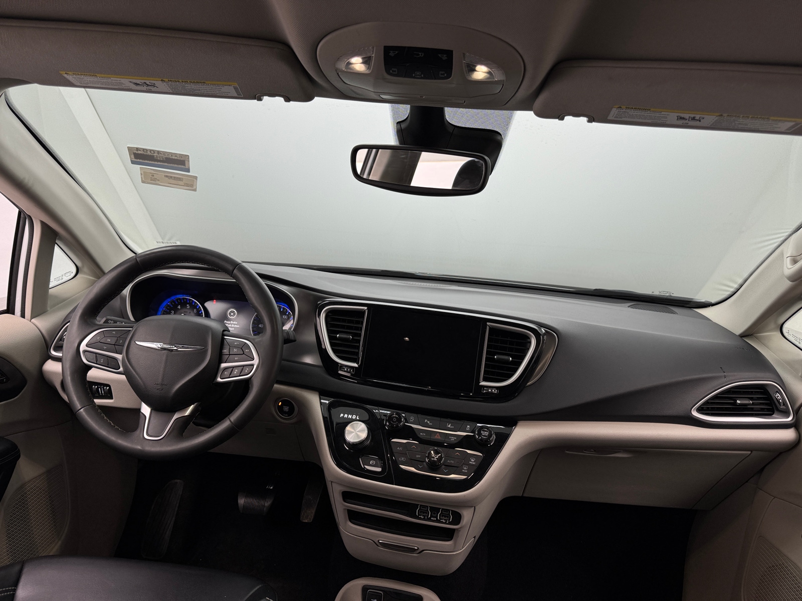 Thumbnail: 2023 Chrysler Pacifica - 2