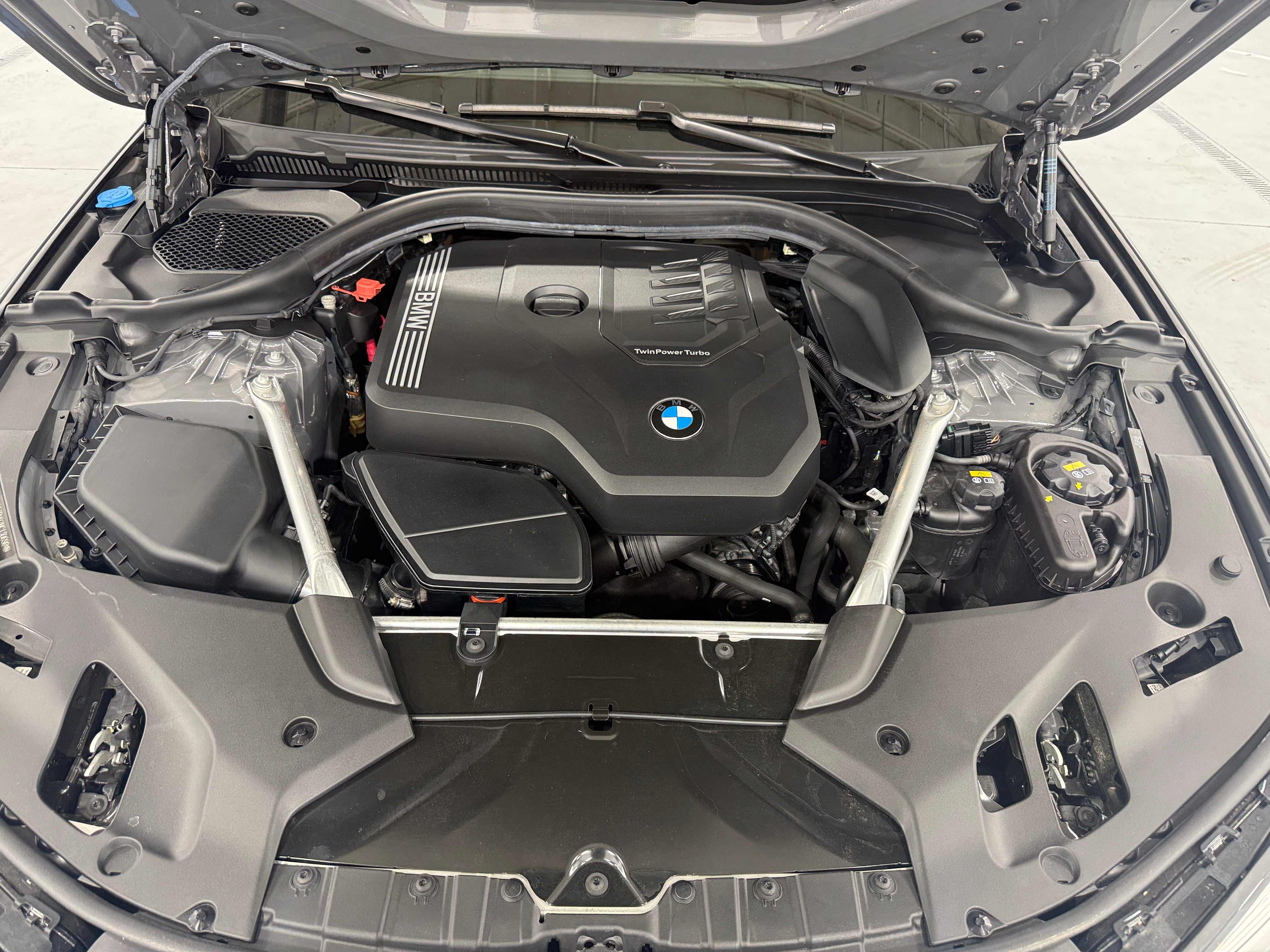 2022 BMW 5 Series