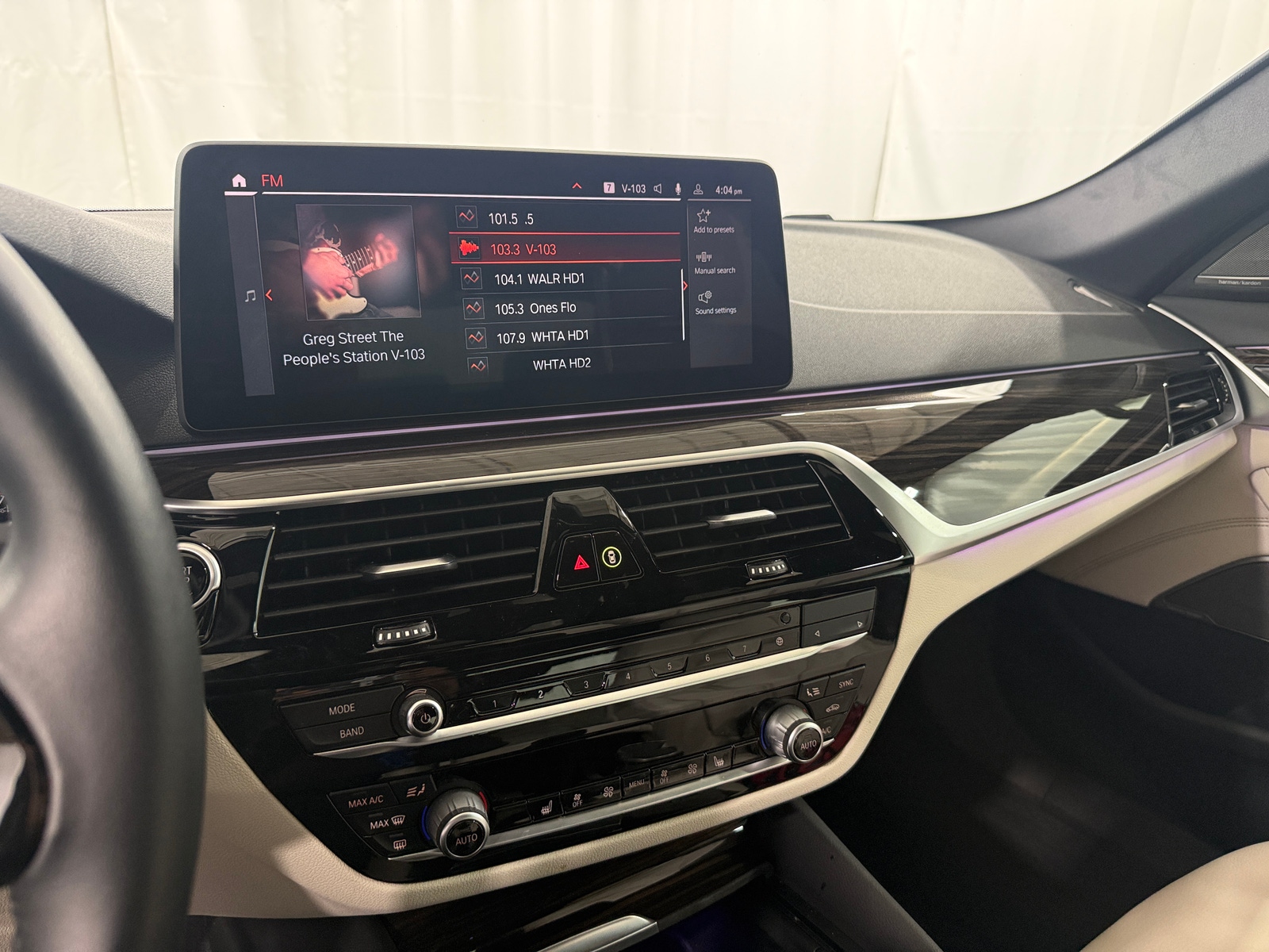 Thumbnail: 2022 BMW 5 Series - 3