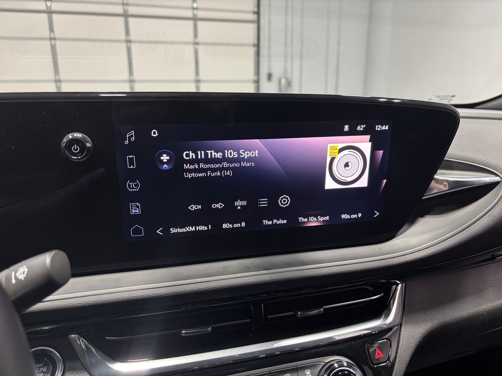 Thumbnail: 2025 Buick Envista - 3