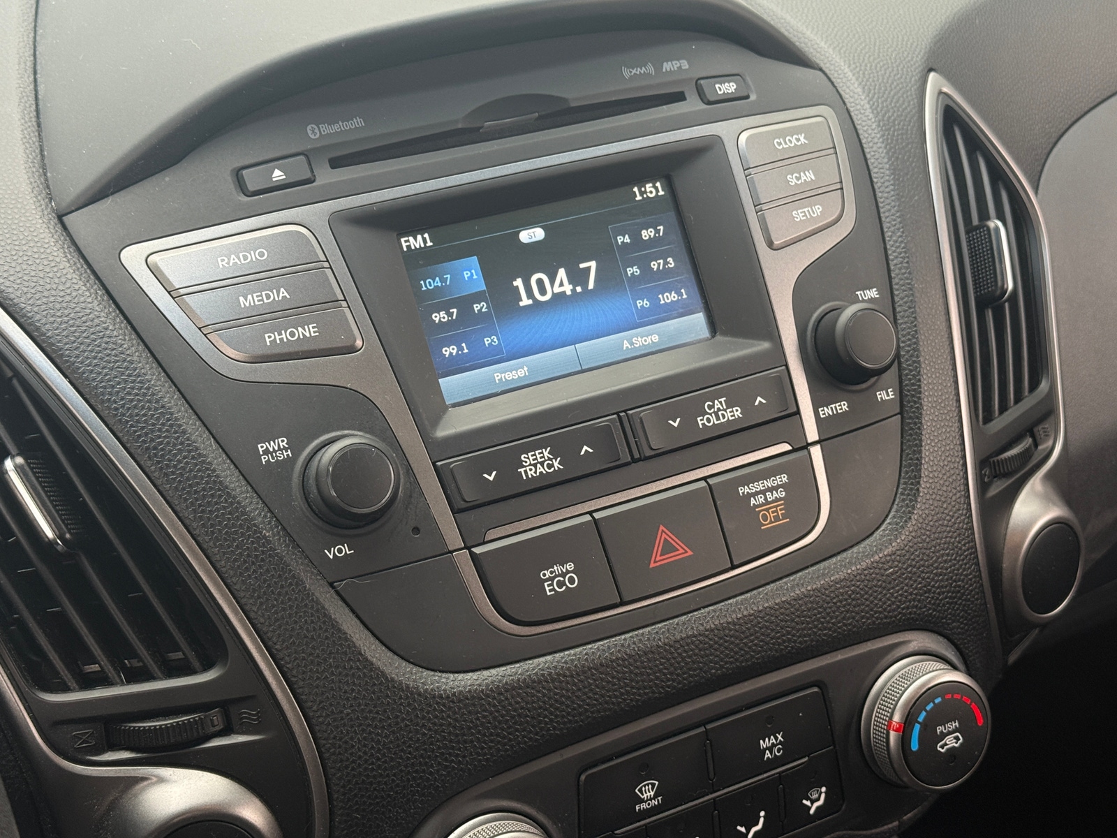 Thumbnail: 2015 Hyundai Tucson - 4