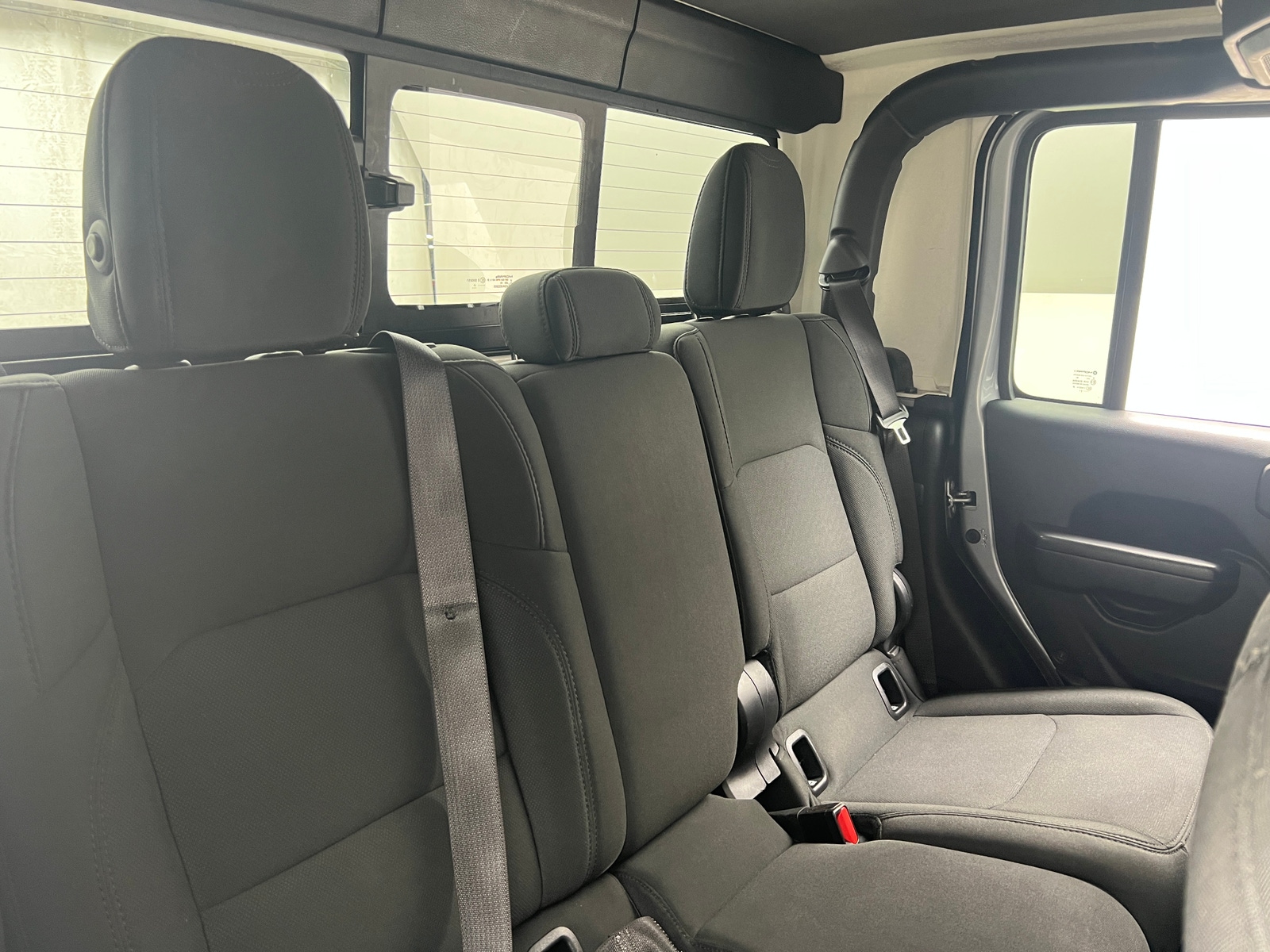 Thumbnail: 2021 Jeep Gladiator - 6