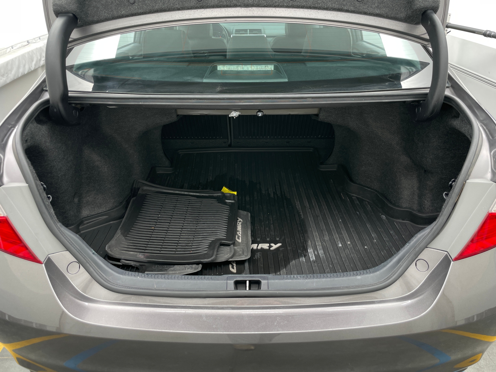 Thumbnail: 2015 Toyota Camry - 7