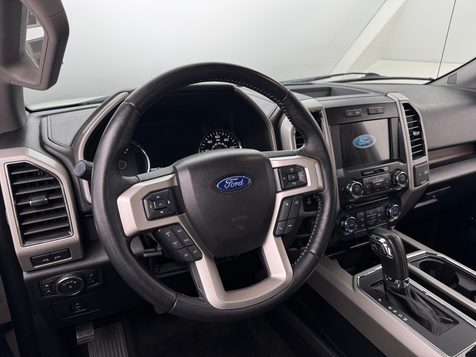 Thumbnail: 2017 Ford Econoline - 4