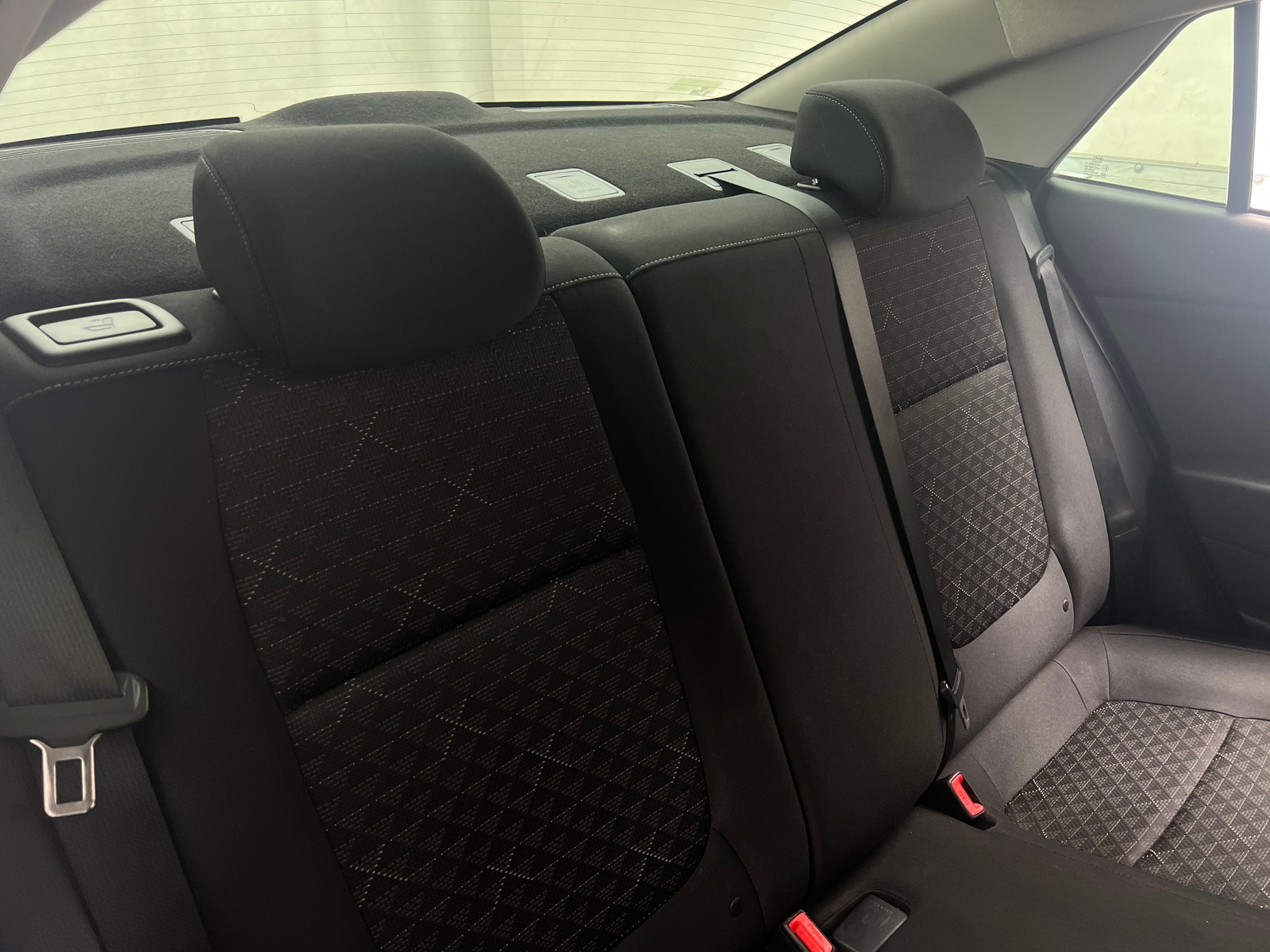 Thumbnail: 2020 Kia Rio - 6