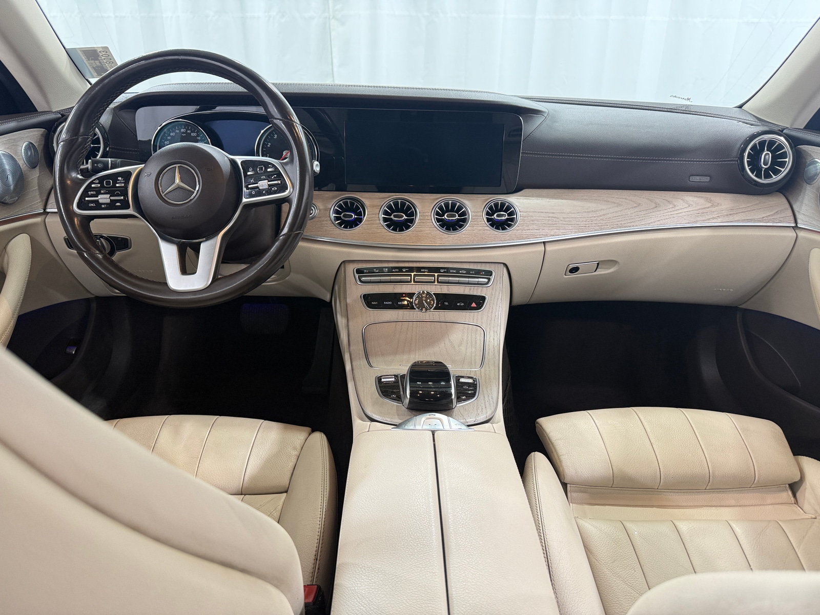 Thumbnail: 2019 Mercedes-Benz E-Class - 2