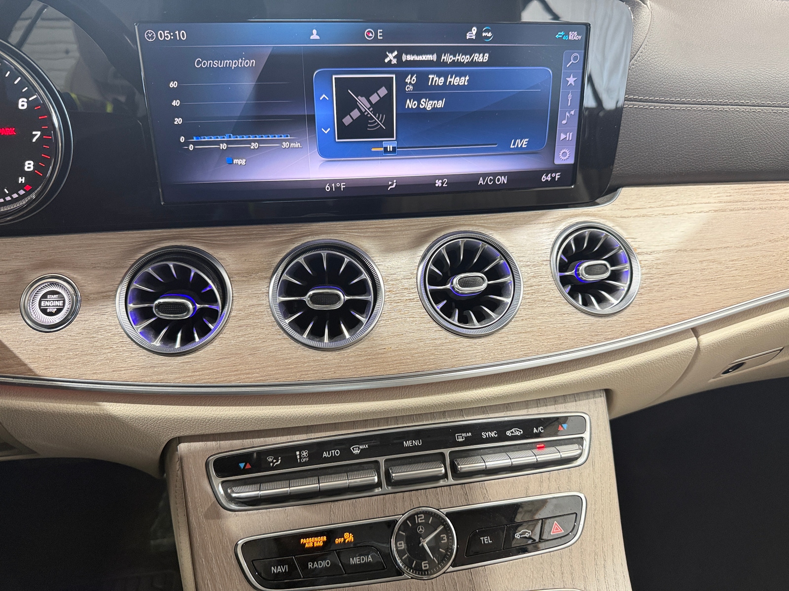 Thumbnail: 2019 Mercedes-Benz E-Class - 3