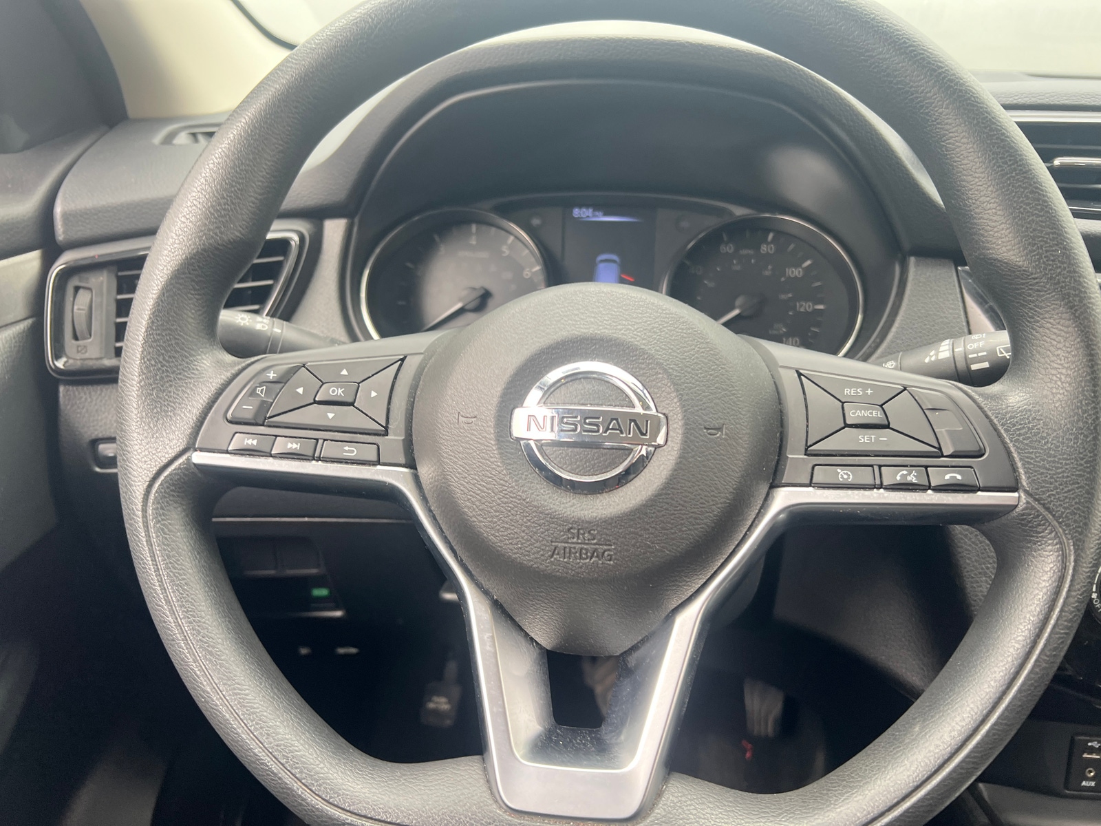 Thumbnail: 2017 Nissan Rogue Sport - 5