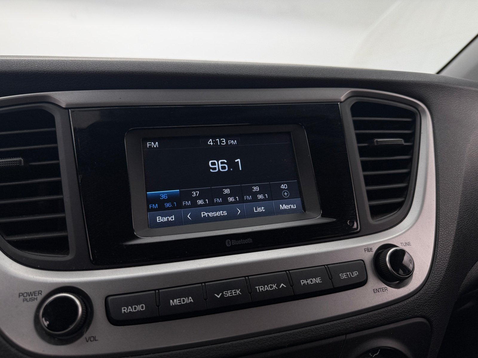 Thumbnail: 2020 Hyundai Accent - 4