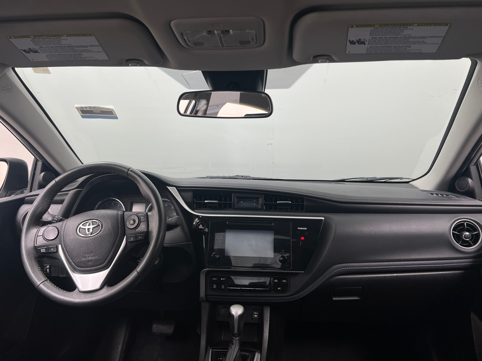 Thumbnail: 2017 Toyota Corolla - 3