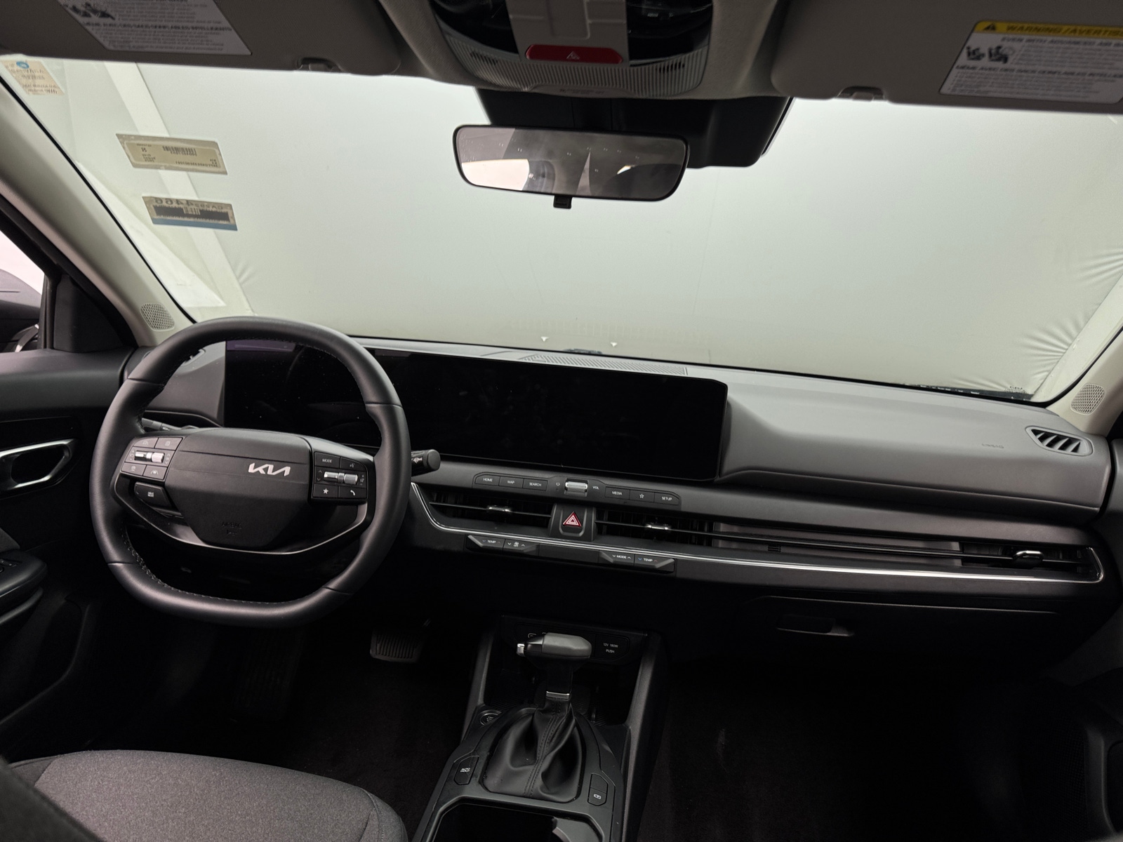 Thumbnail: 2025 Kia K4 - 3