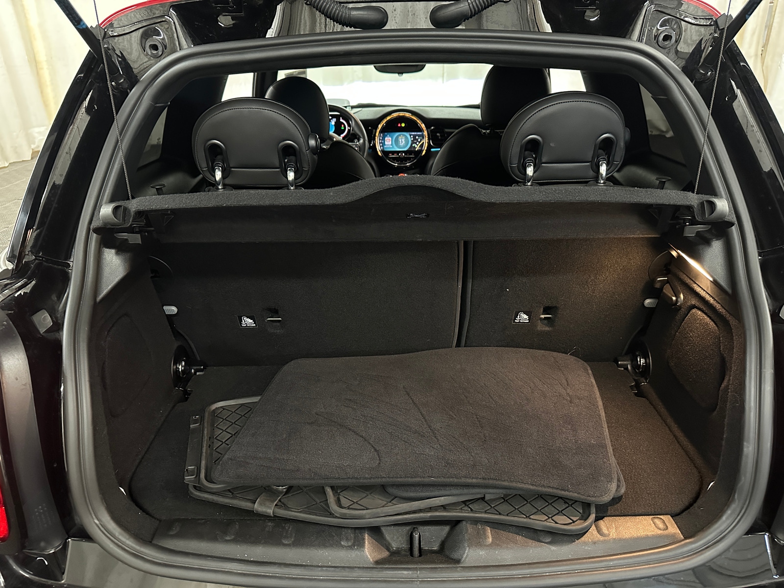 Thumbnail: 2022 MINI Cooper Hardtop - 7