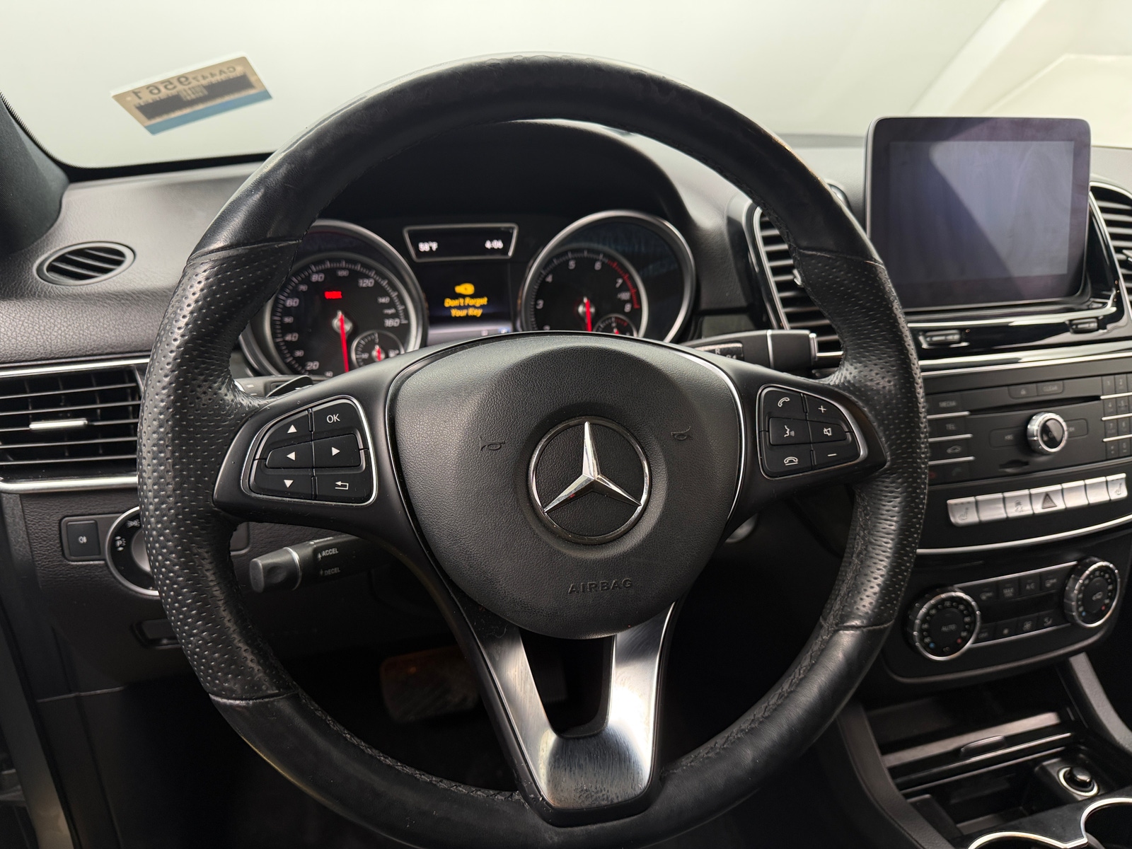 Thumbnail: 2018 Mercedes-Benz GLE - 4