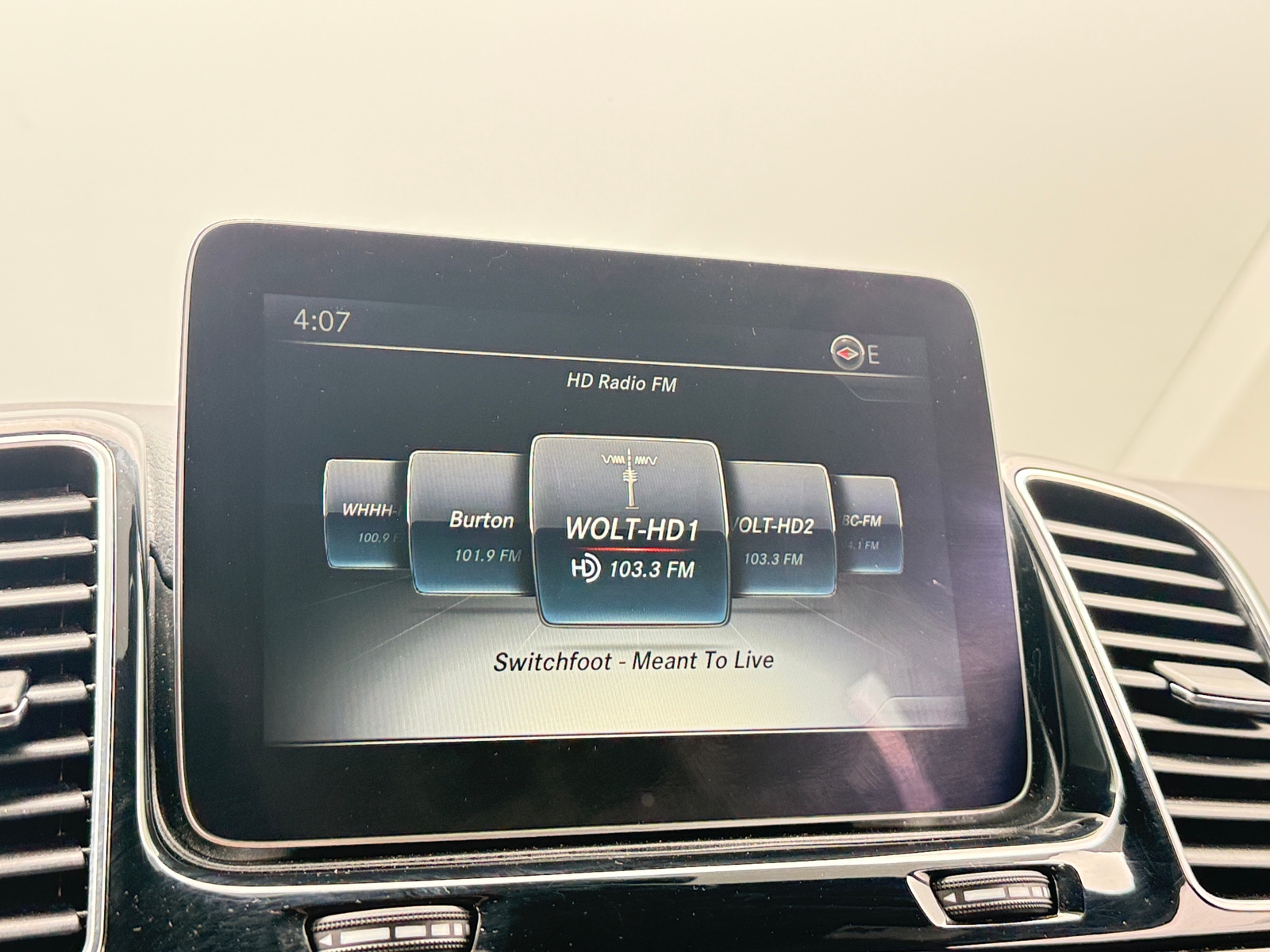 Thumbnail: 2018 Mercedes-Benz GLE - 3