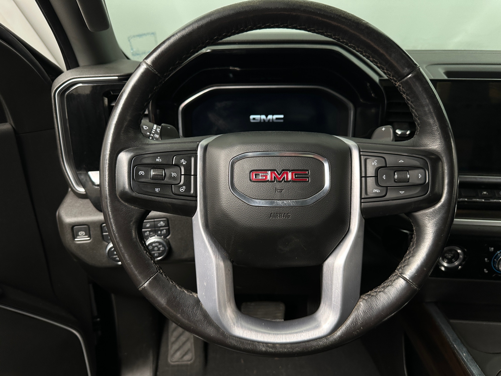 Thumbnail: 2023 GMC Sierra 1500 - 4