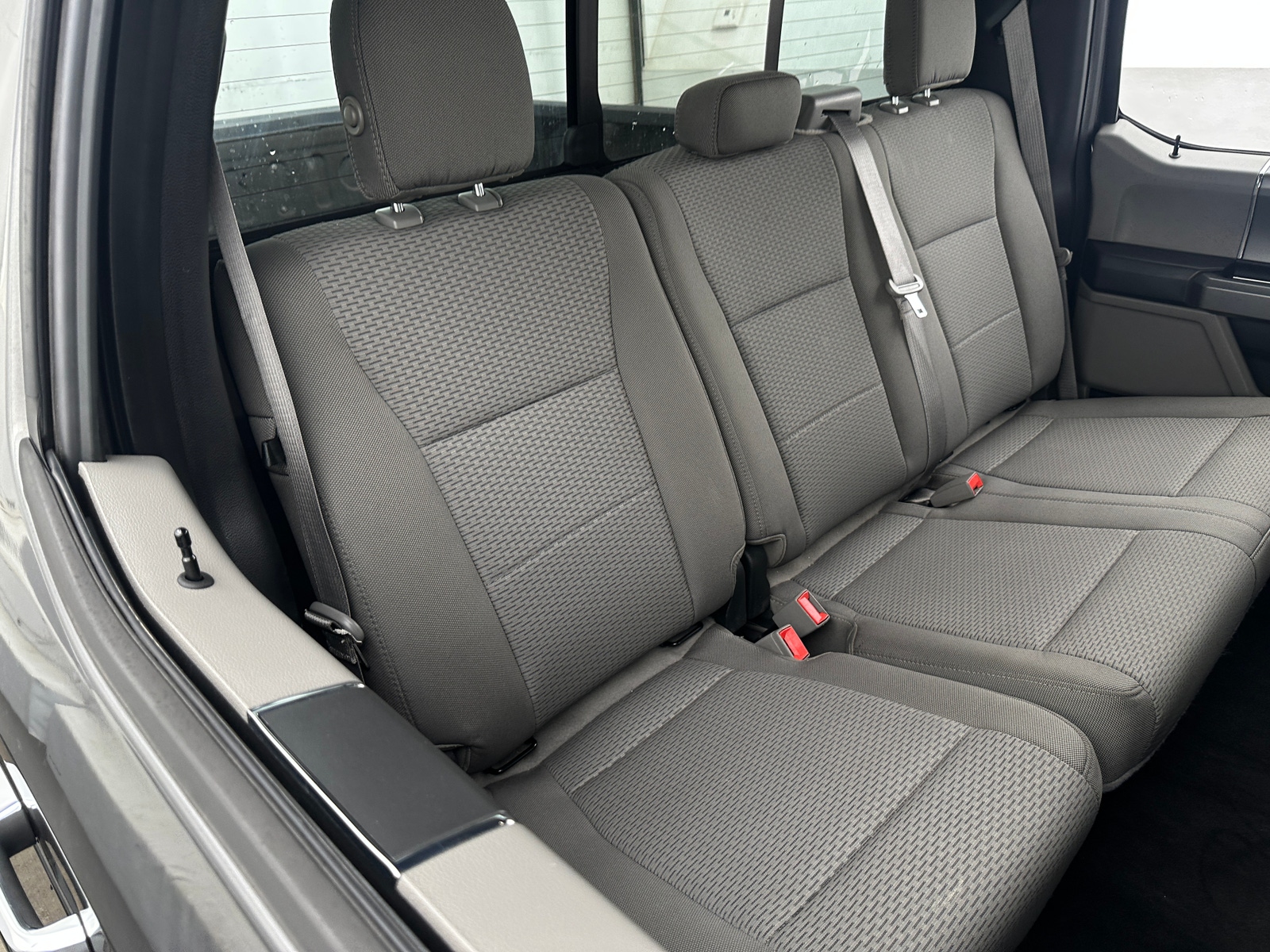 Thumbnail: 2018 Ford Econoline - 6