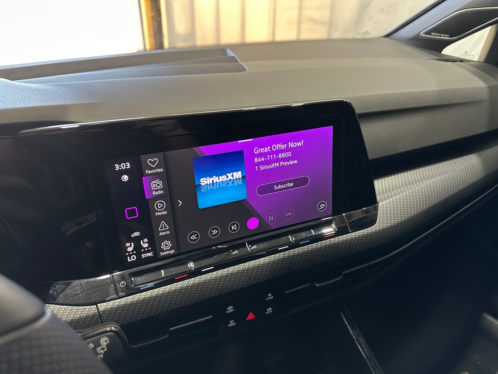 Thumbnail: 2024 Volkswagen Golf - 3