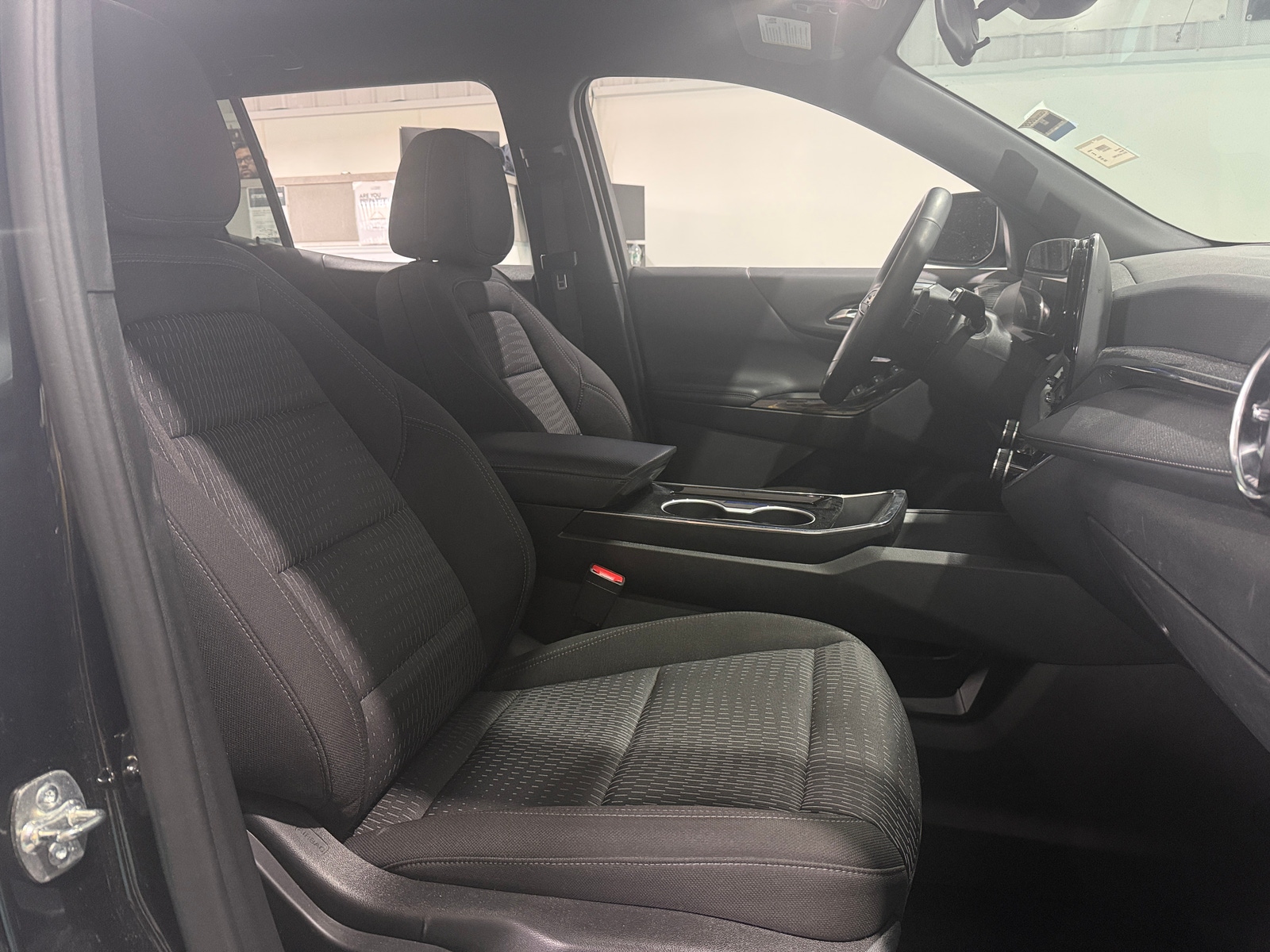 Thumbnail: 2025 Chevrolet Equinox - 2