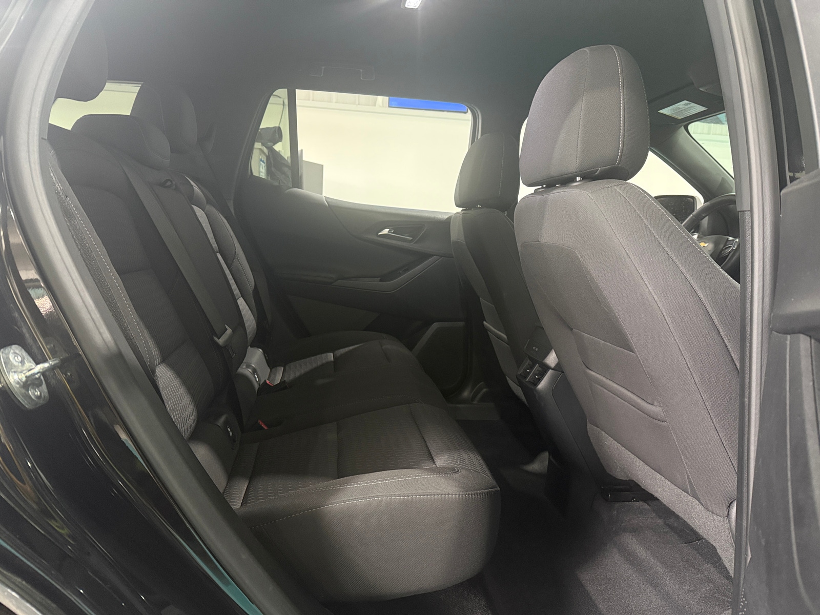 Thumbnail: 2025 Chevrolet Equinox - 6