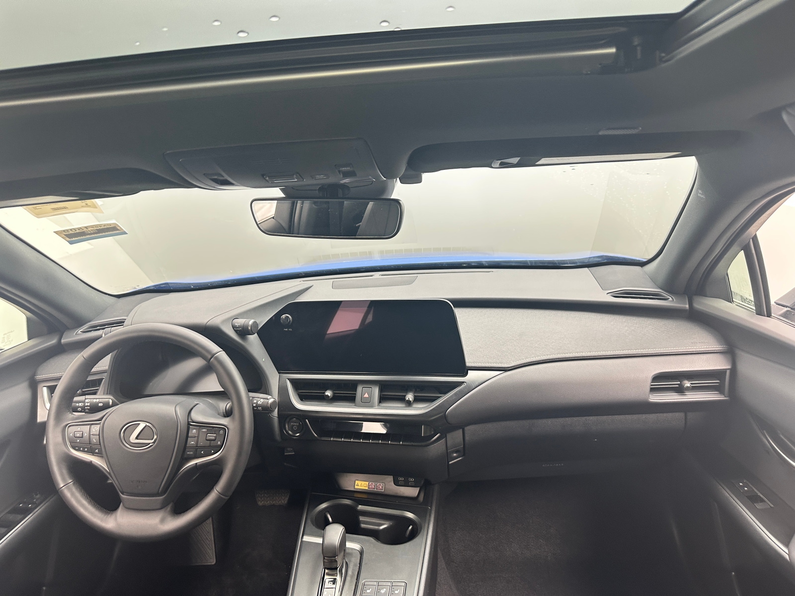 Thumbnail: 2025 Lexus UX - 2