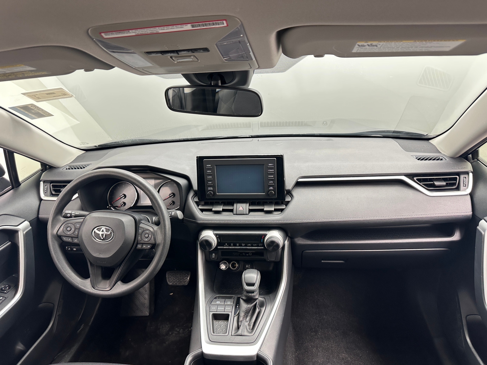 Thumbnail: 2019 Toyota RAV4 - 3