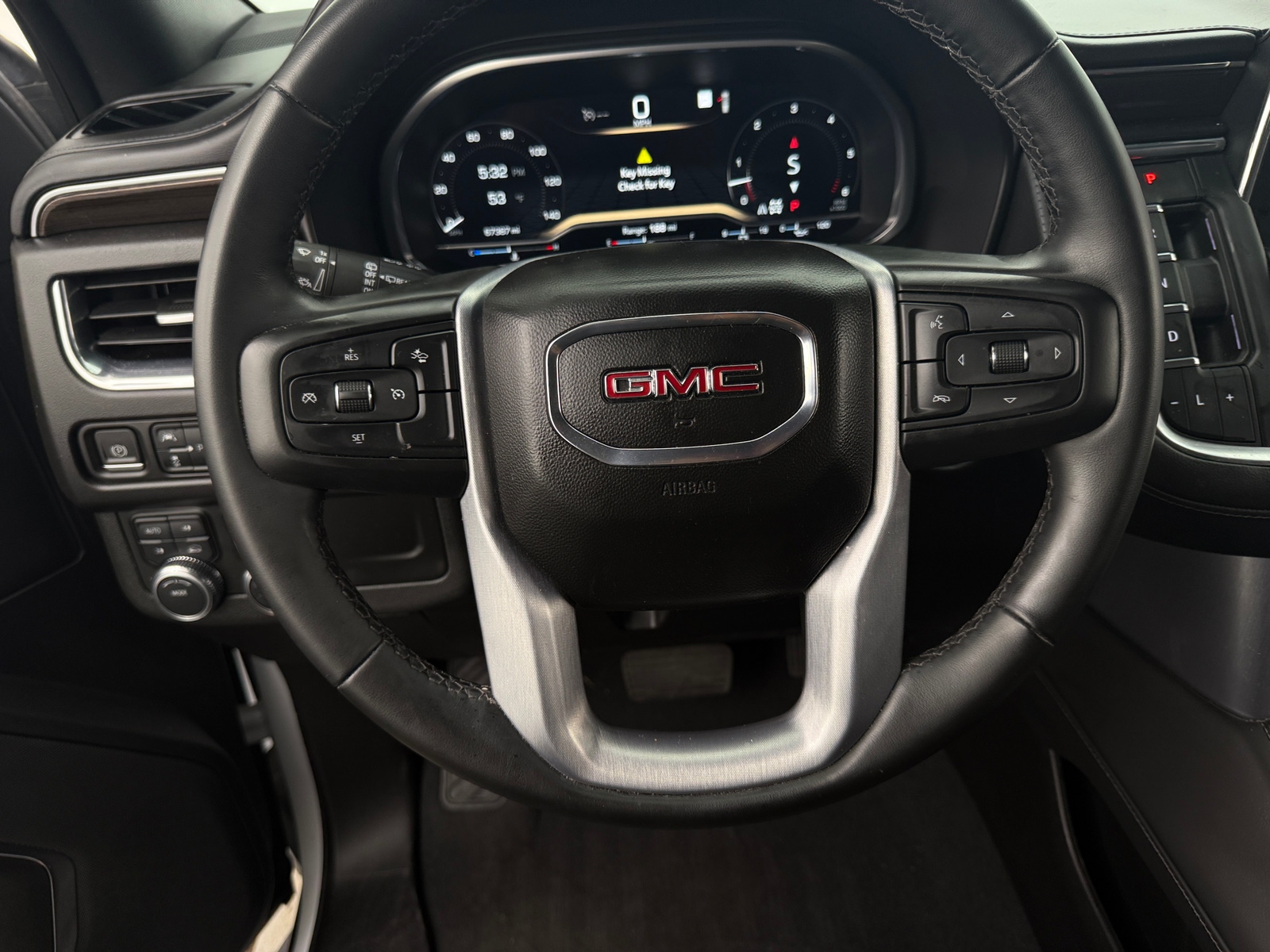 Thumbnail: 2023 GMC Yukon XL - 5