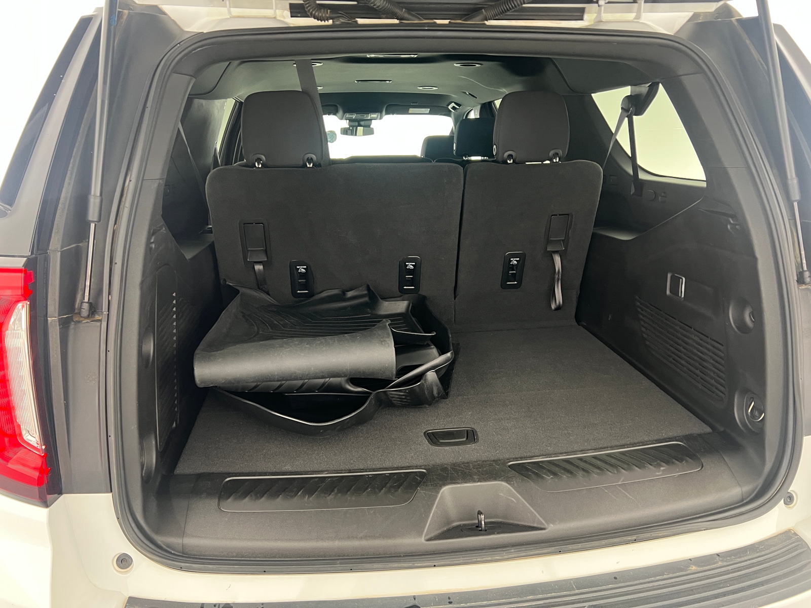 Thumbnail: 2023 GMC Yukon XL - 7