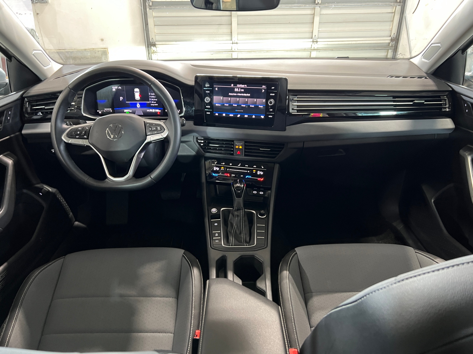 Thumbnail: 2025 Volkswagen Jetta - 2