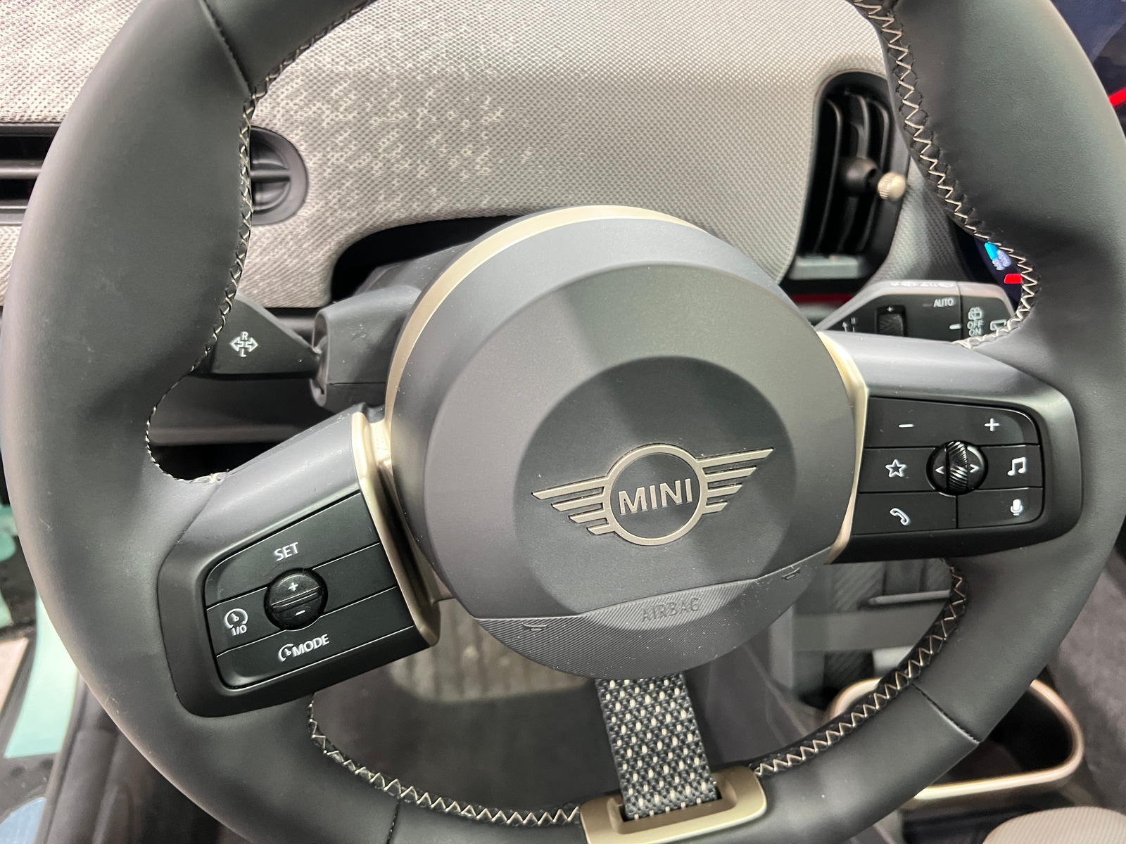 Thumbnail: 2025 MINI Cooper Hardtop - 5