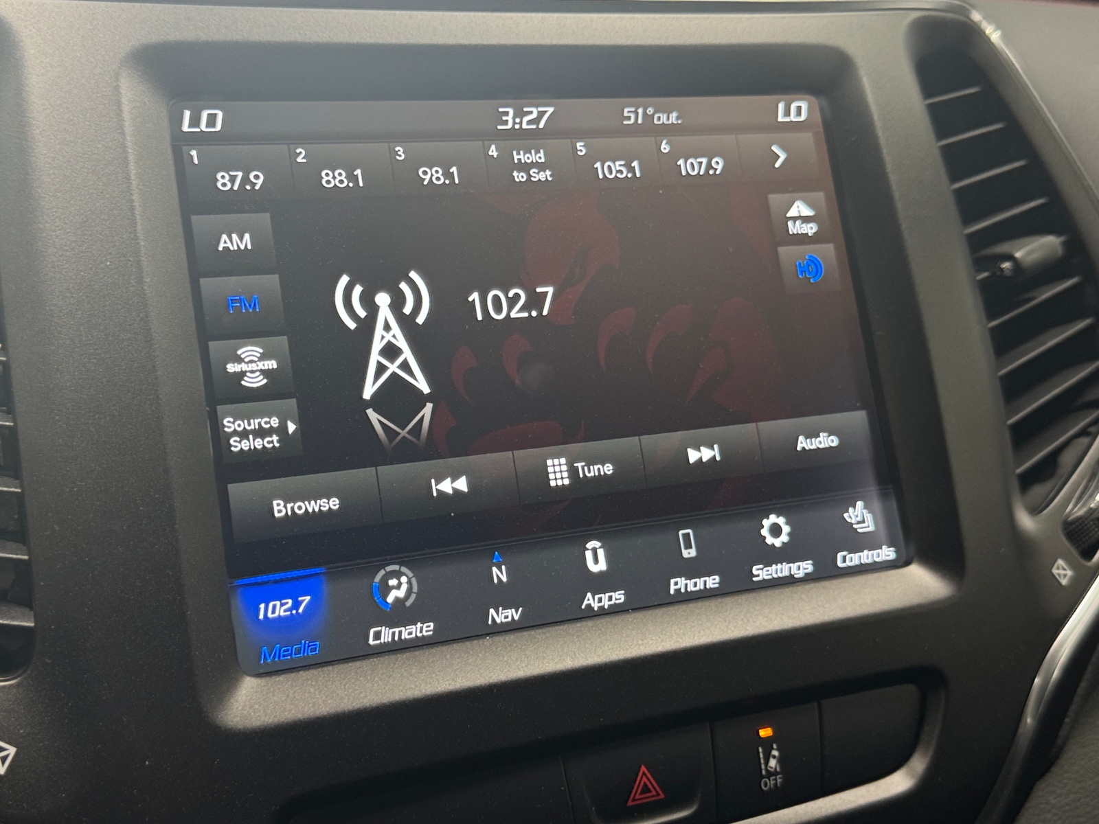 Thumbnail: 2022 Jeep Cherokee - 3