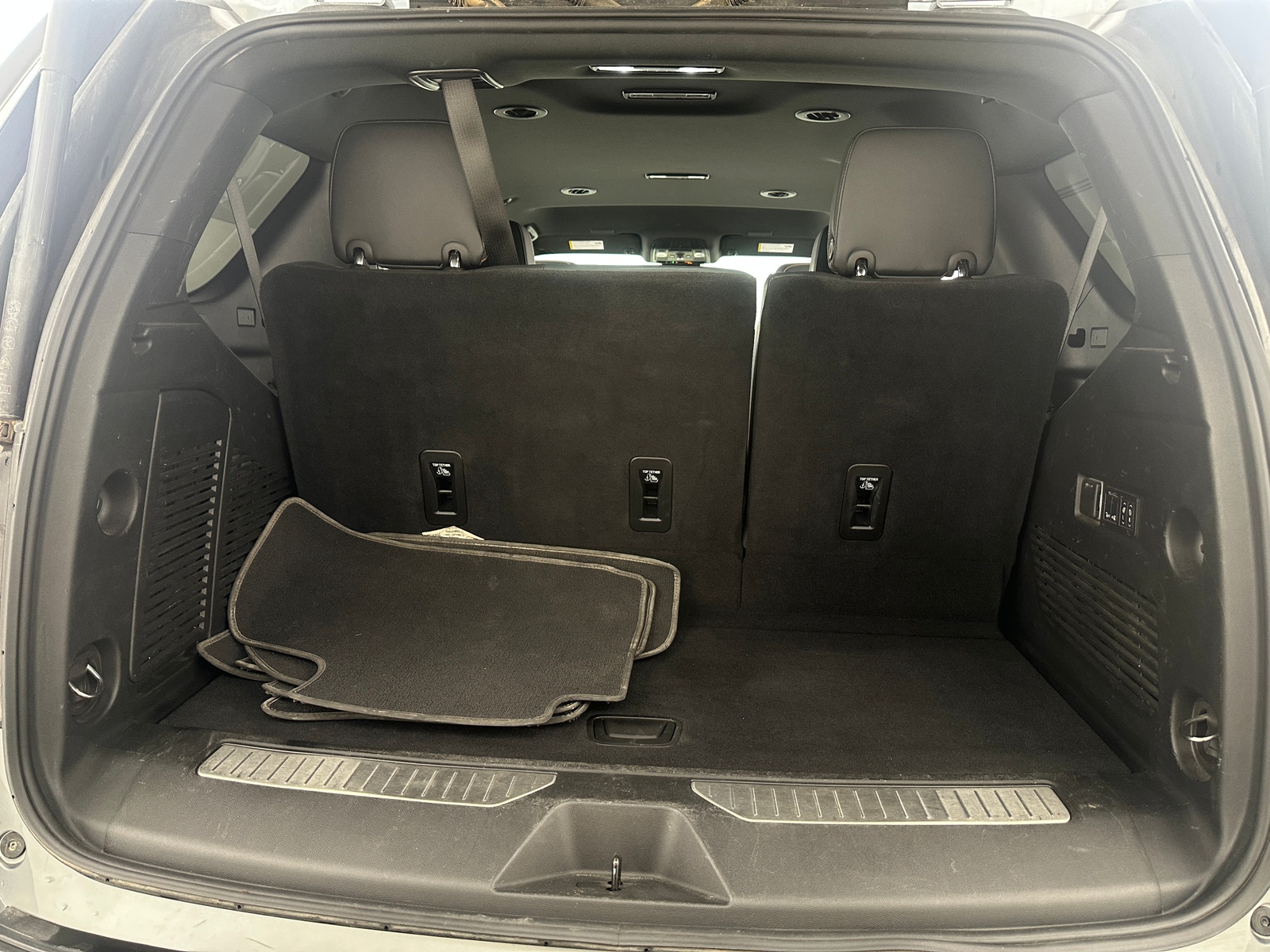 Thumbnail: 2025 GMC Yukon - 6