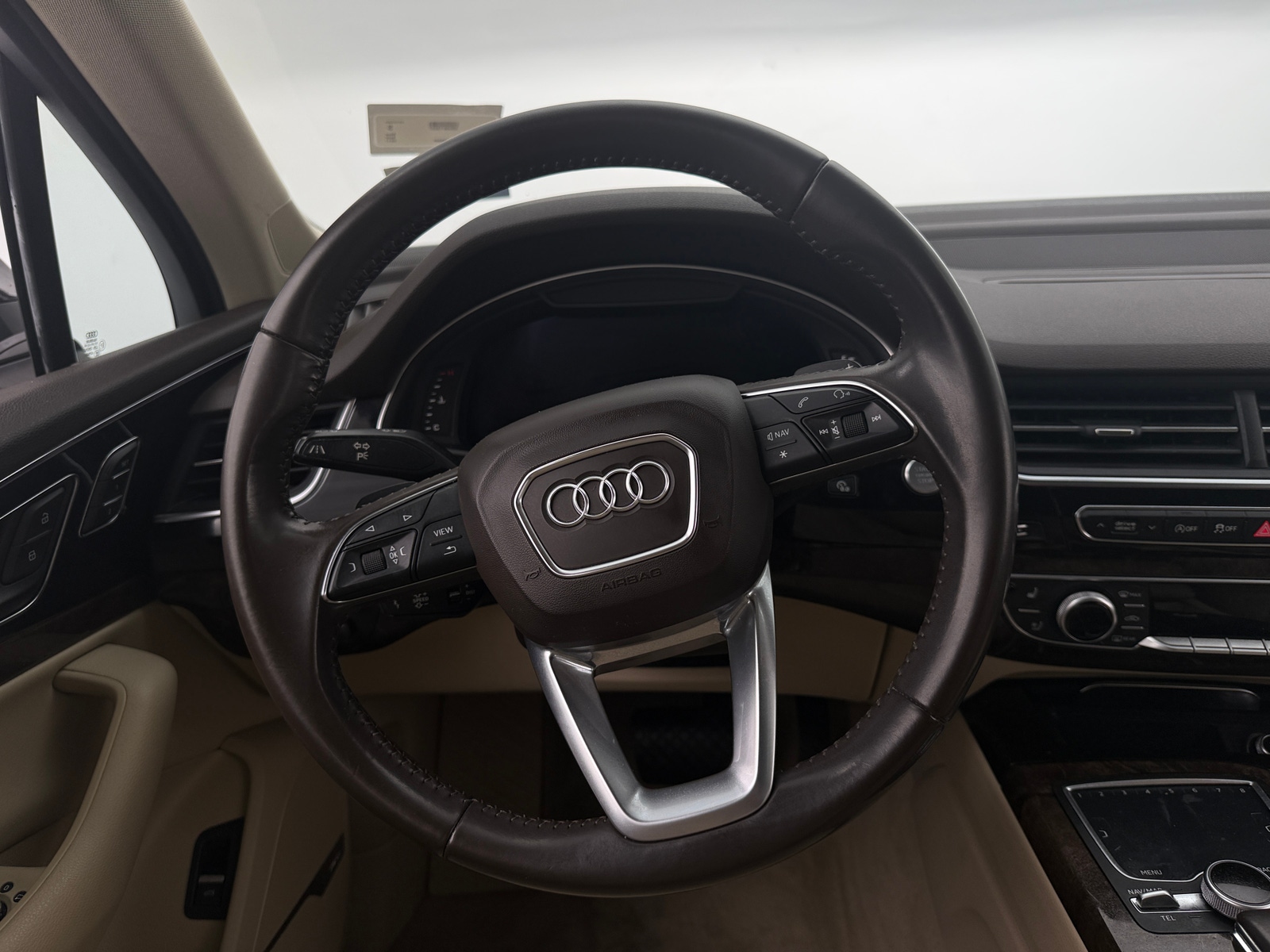 Thumbnail: 2017 Audi Q7 - 4