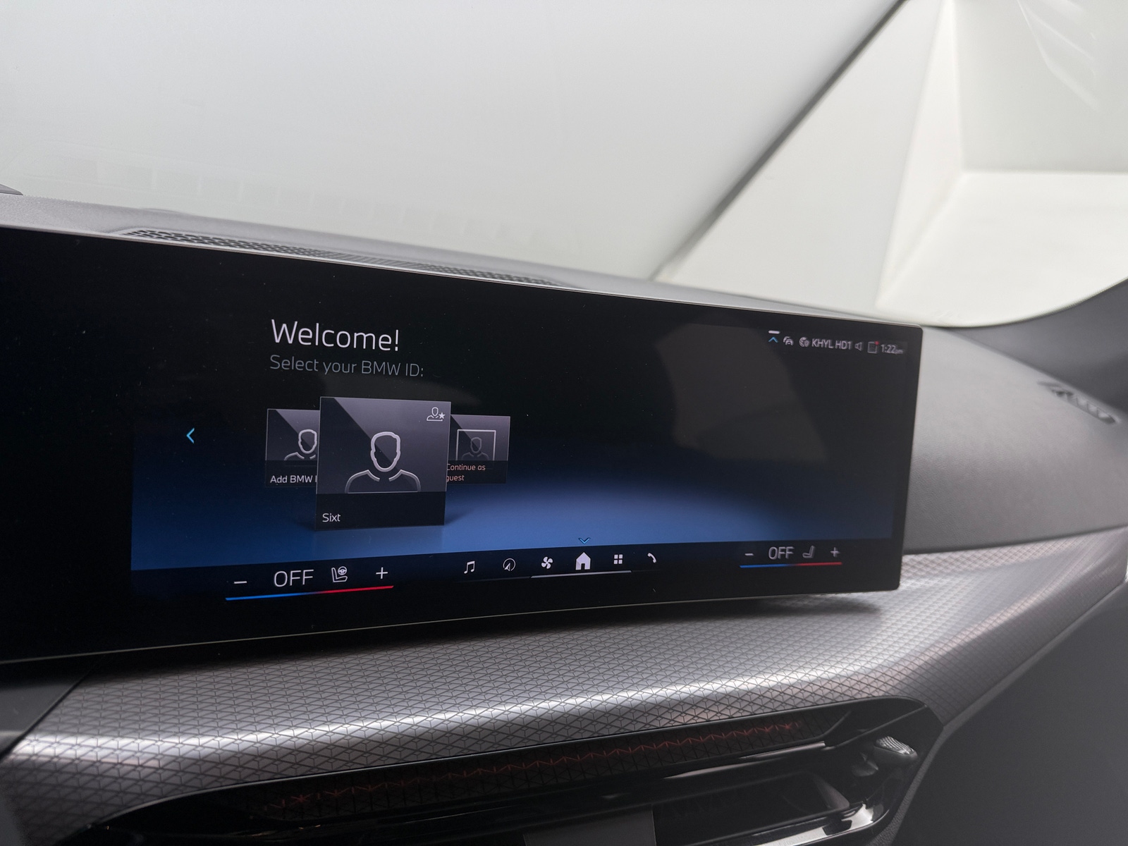 Thumbnail: 2025 BMW 4 Series - 4