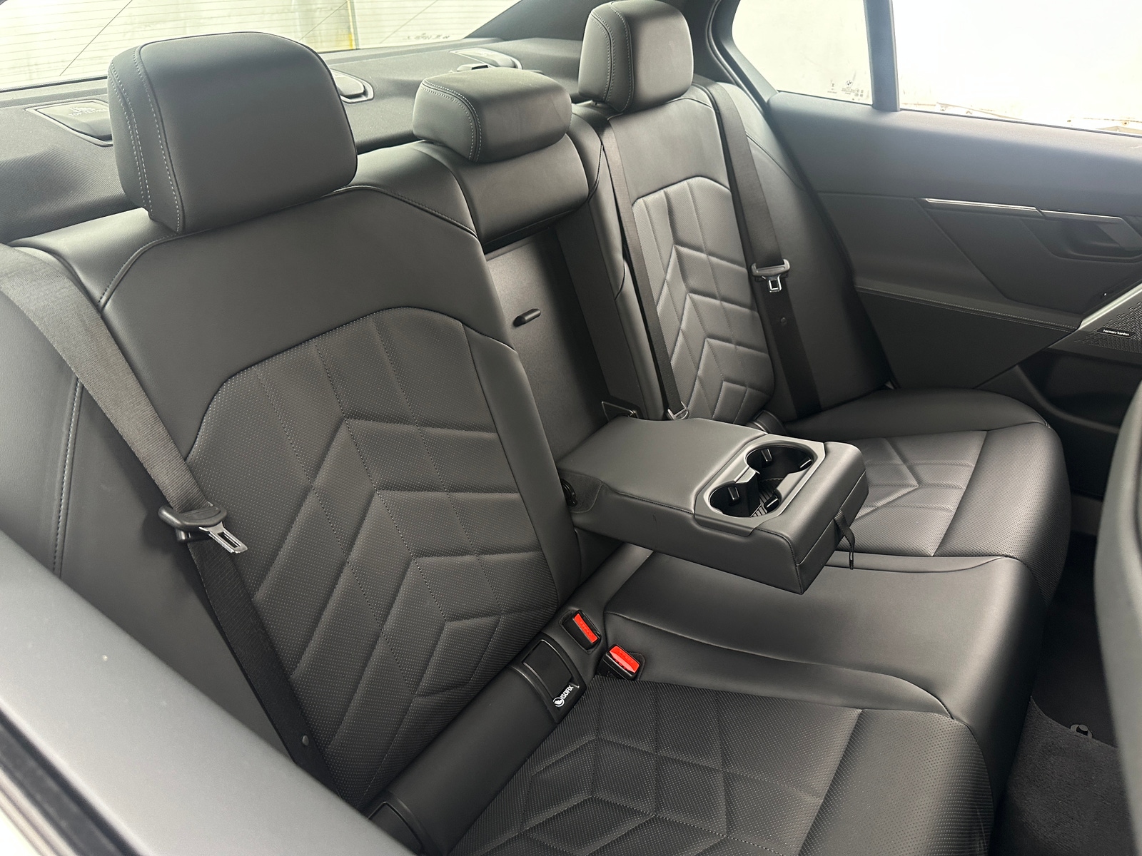 Thumbnail: 2025 BMW i5 - 5