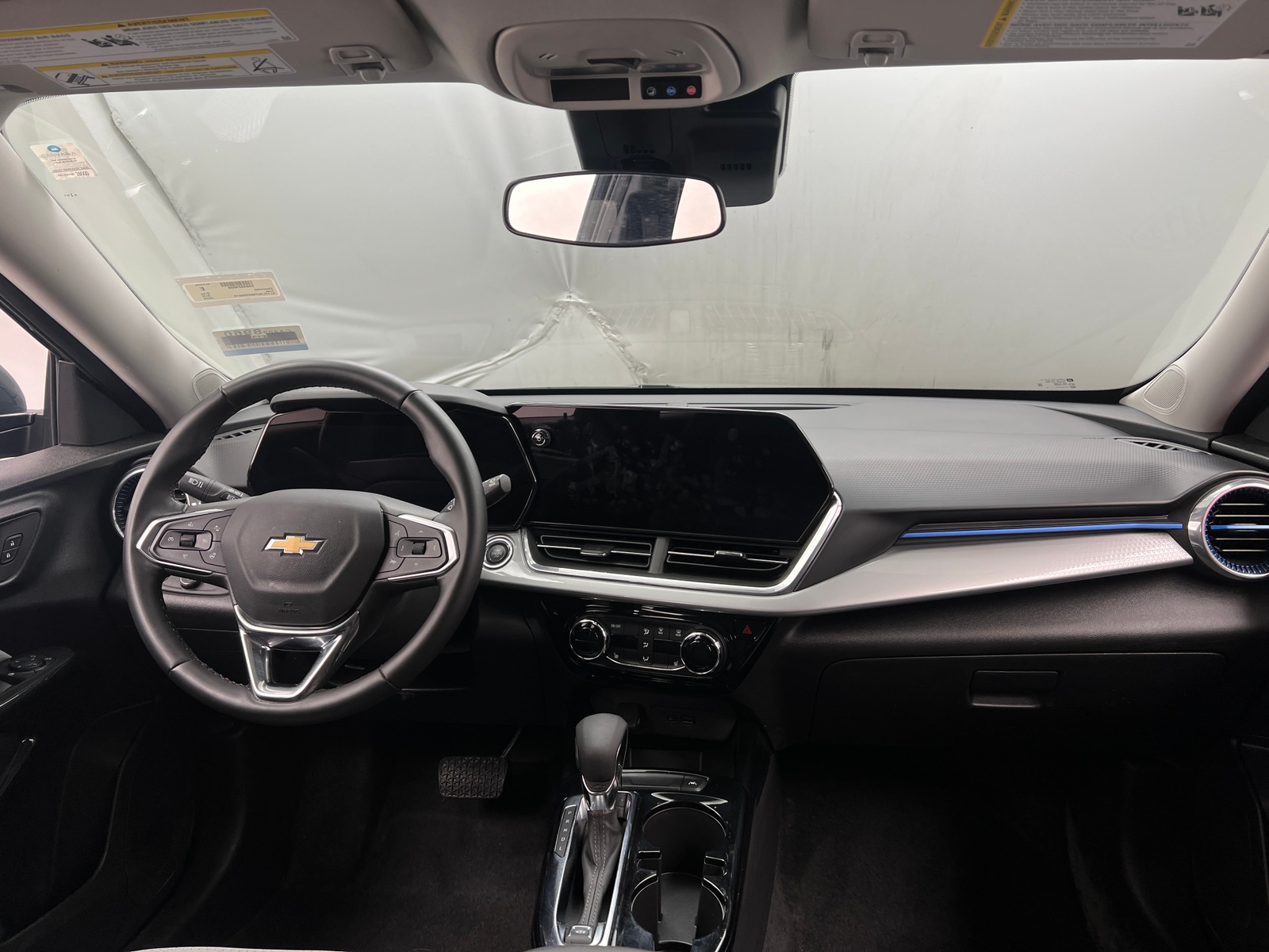 Thumbnail: 2025 Chevrolet Trax - 3