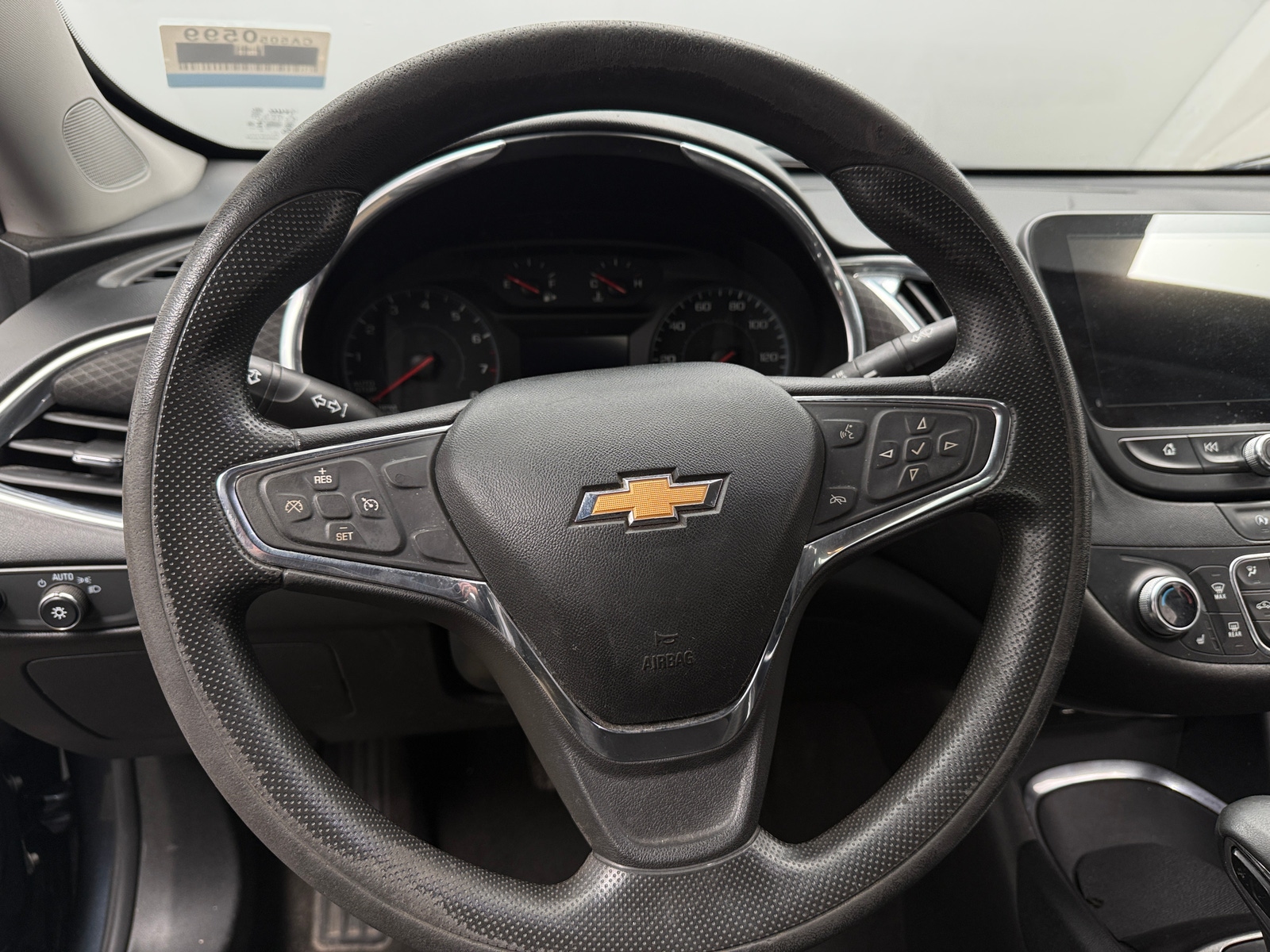 Thumbnail: 2021 Chevrolet Malibu - 5