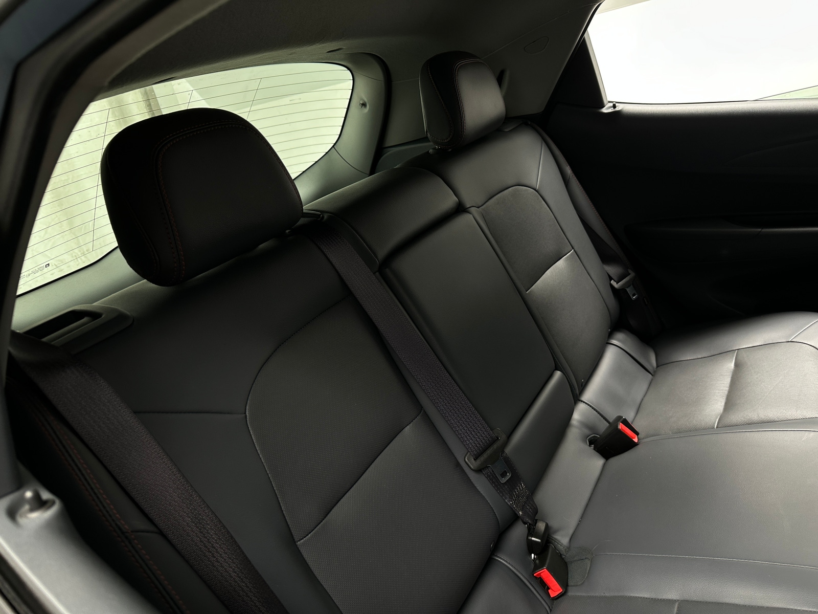 Thumbnail: 2017 Chevrolet Bolt EV - 5